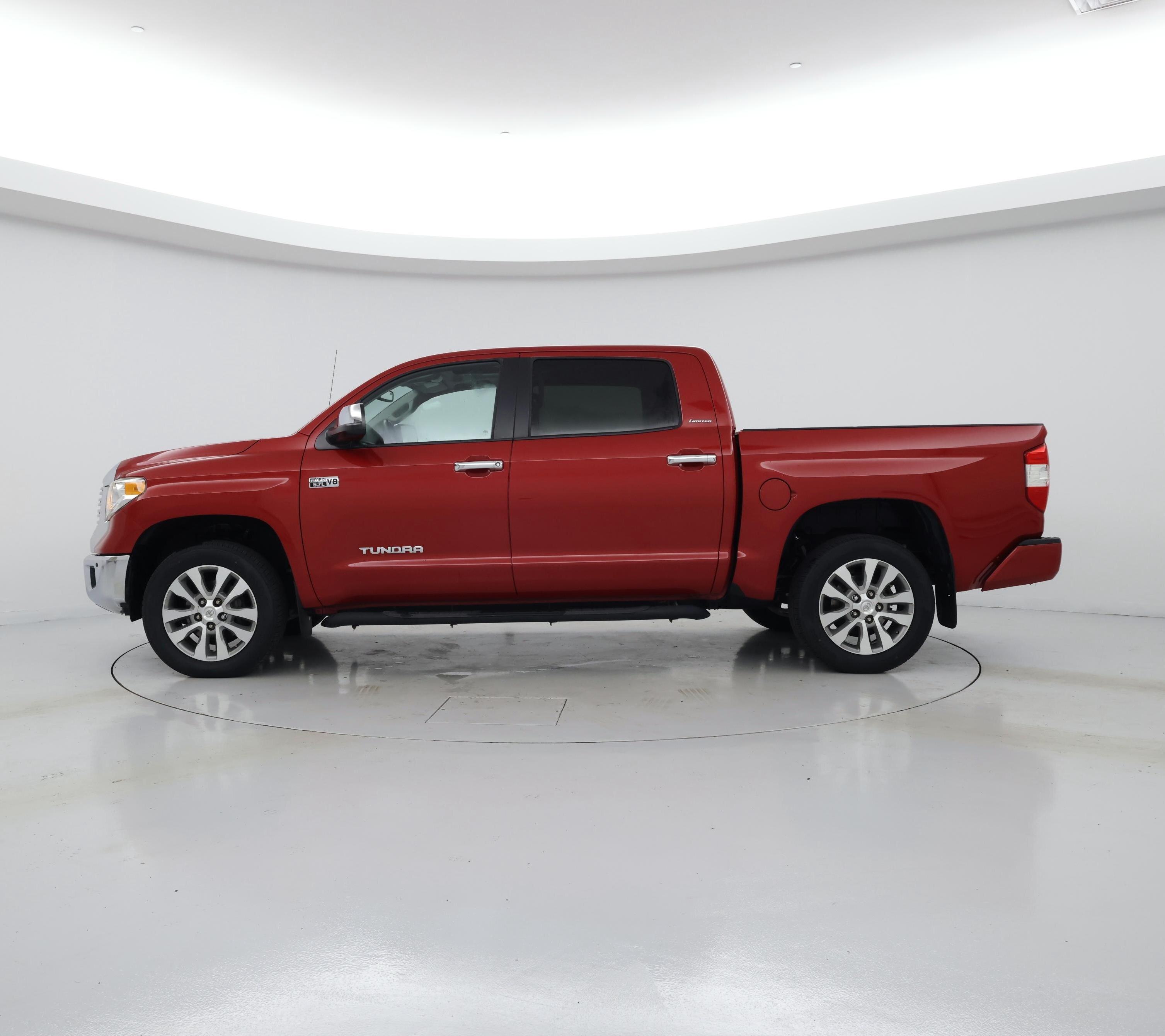 Thumbnail: 2017 Toyota Tundra - 3