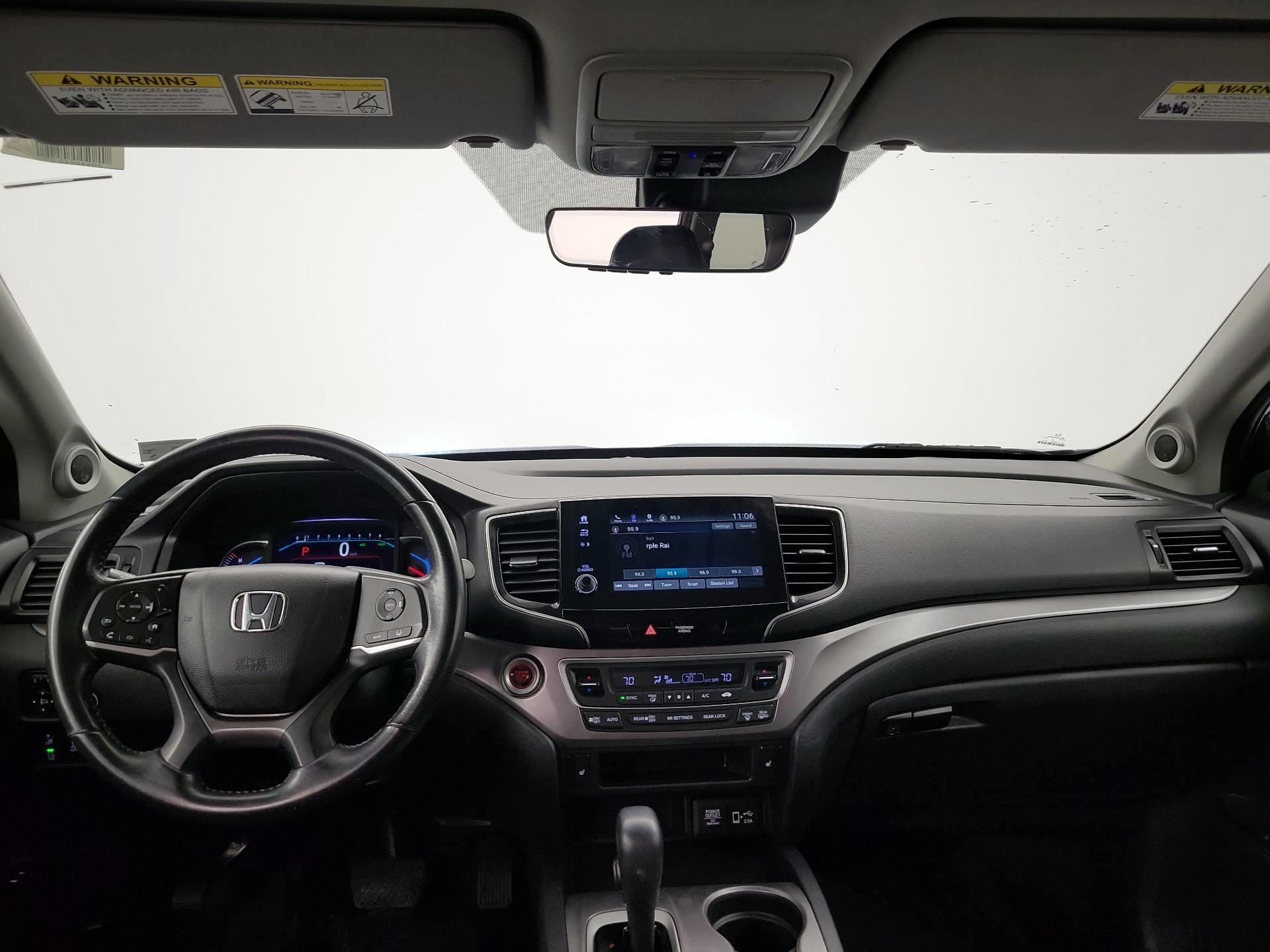 Thumbnail: 2019 Honda Pilot - 9