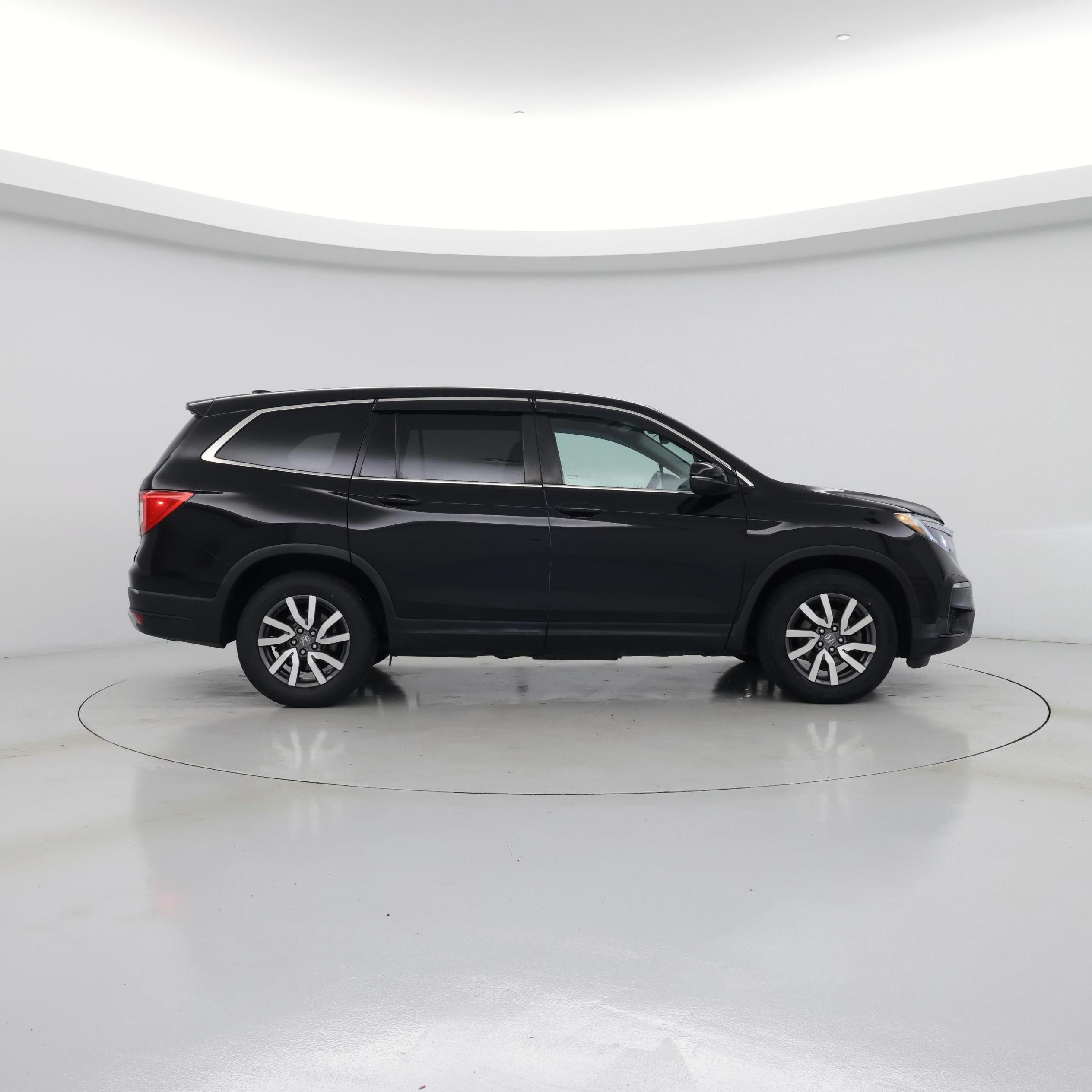 Thumbnail: 2019 Honda Pilot - 7