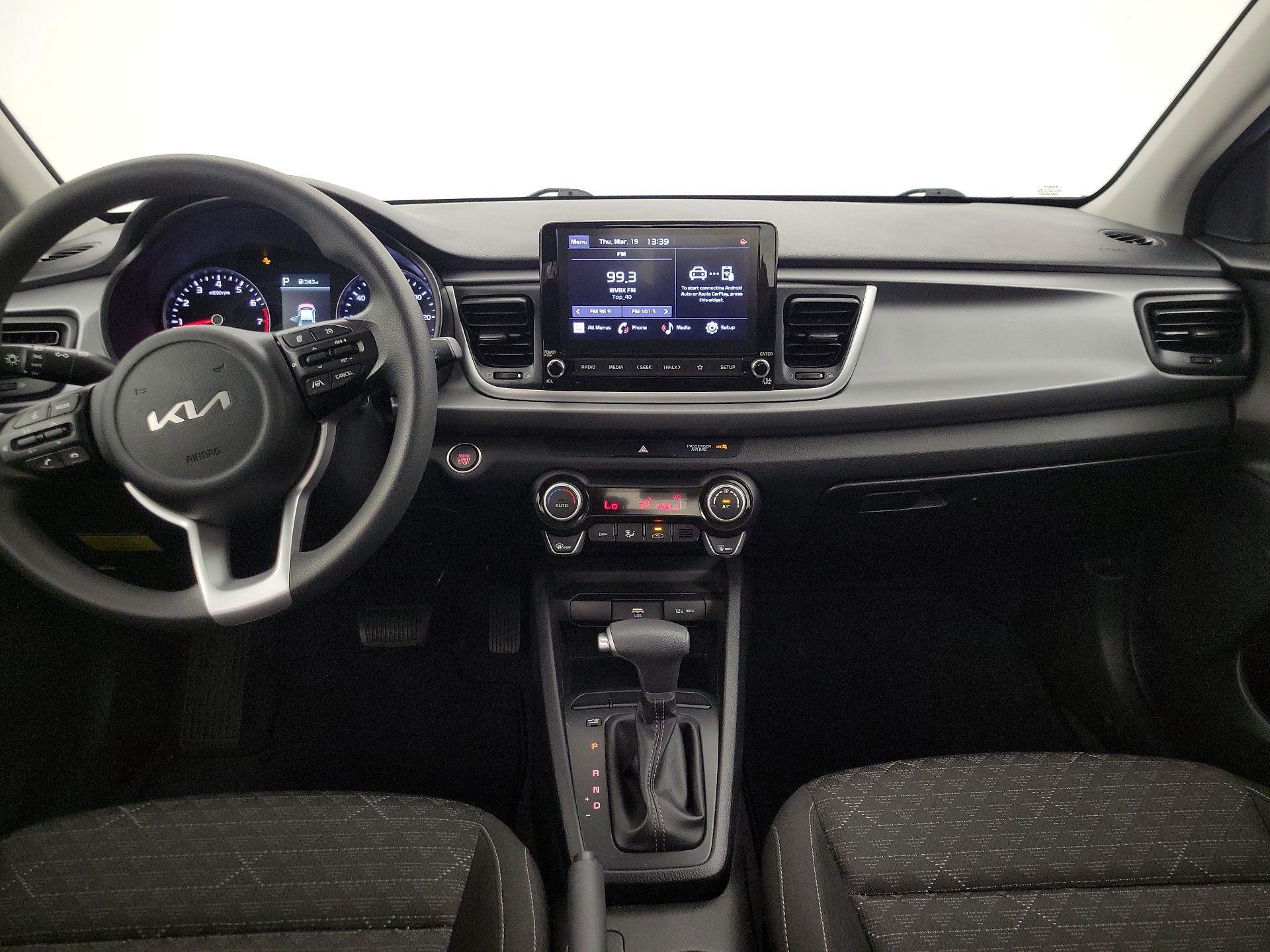 Thumbnail: 2023 Kia Rio - 9