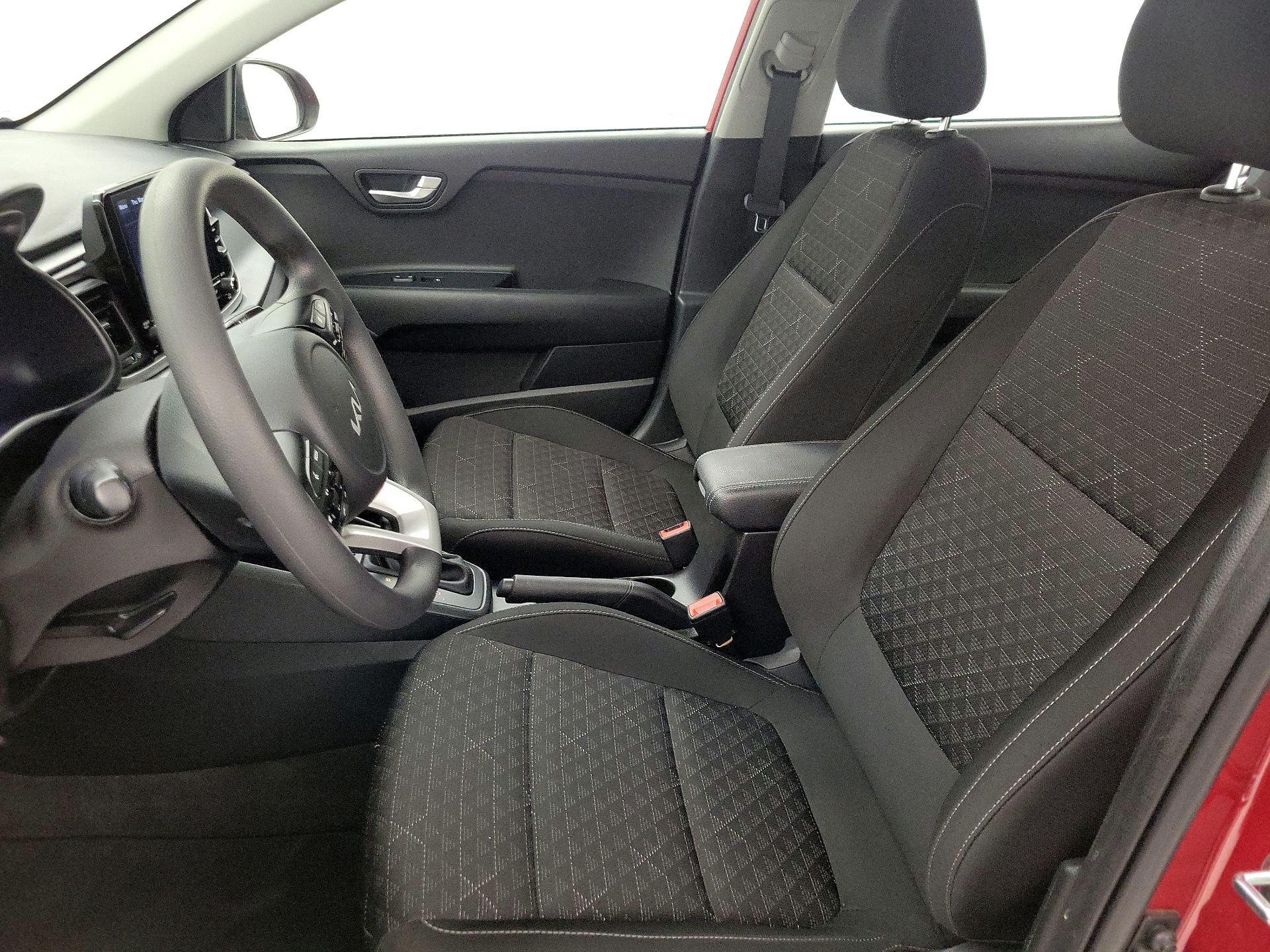 Thumbnail: 2023 Kia Rio - 11