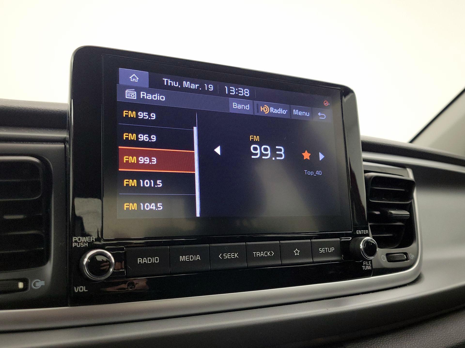 Thumbnail: 2023 Kia Rio - 15