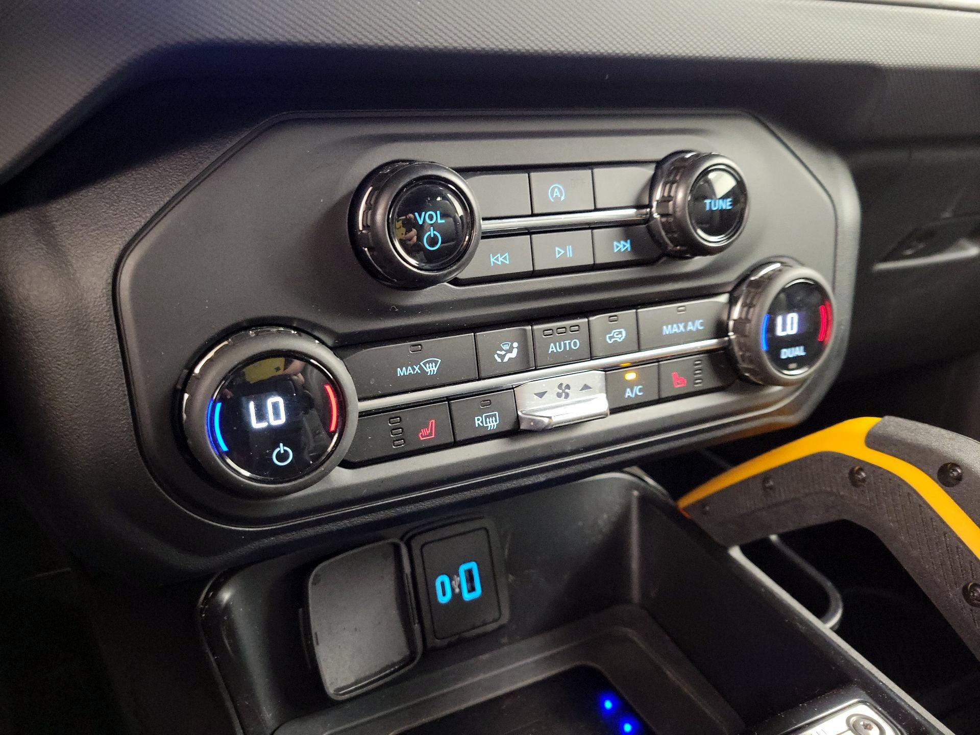 Thumbnail: 2024 Ford Bronco - 17