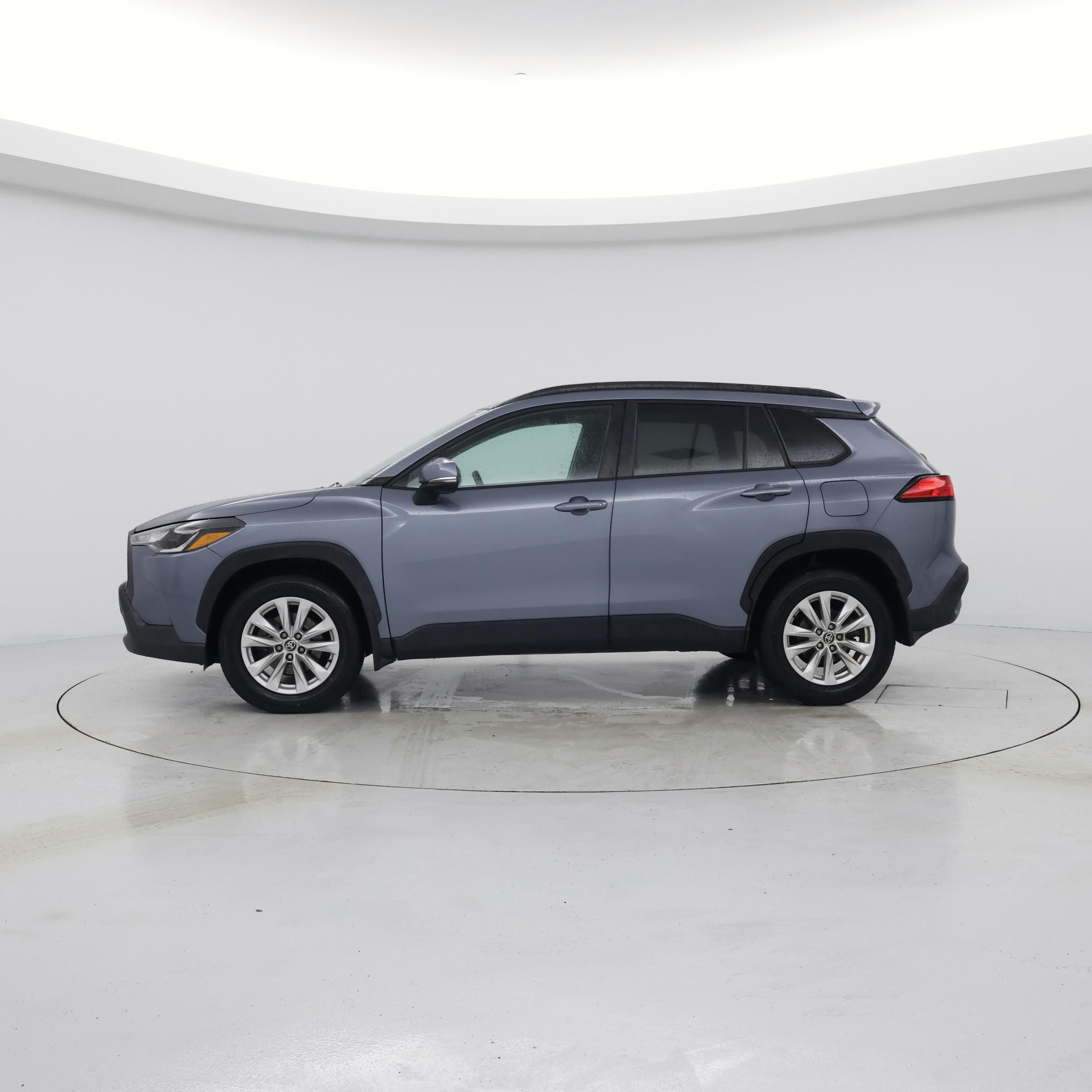 Thumbnail: 2022 Toyota Corolla Cross - 3