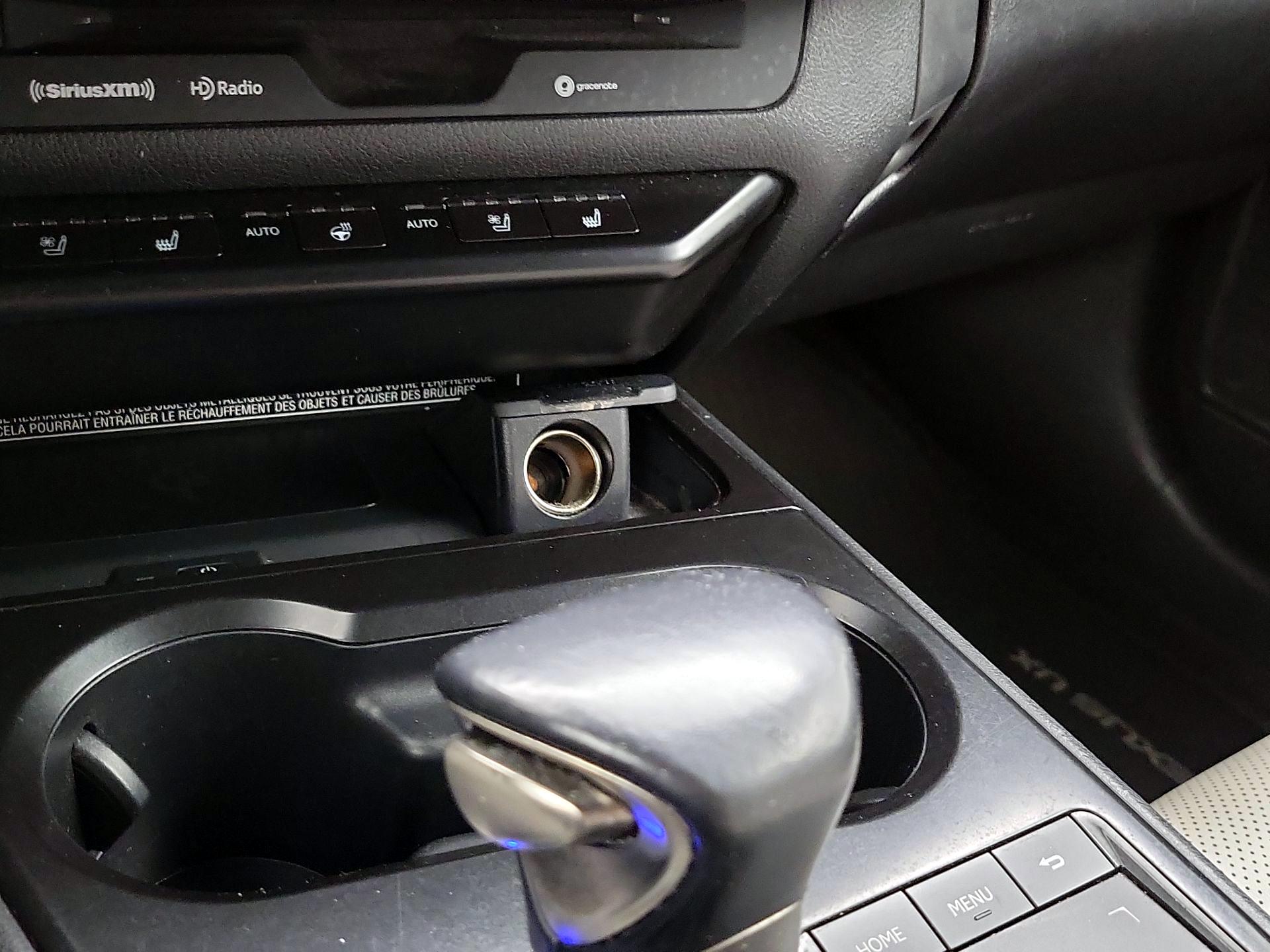 Thumbnail: 2020 Lexus UX - 18