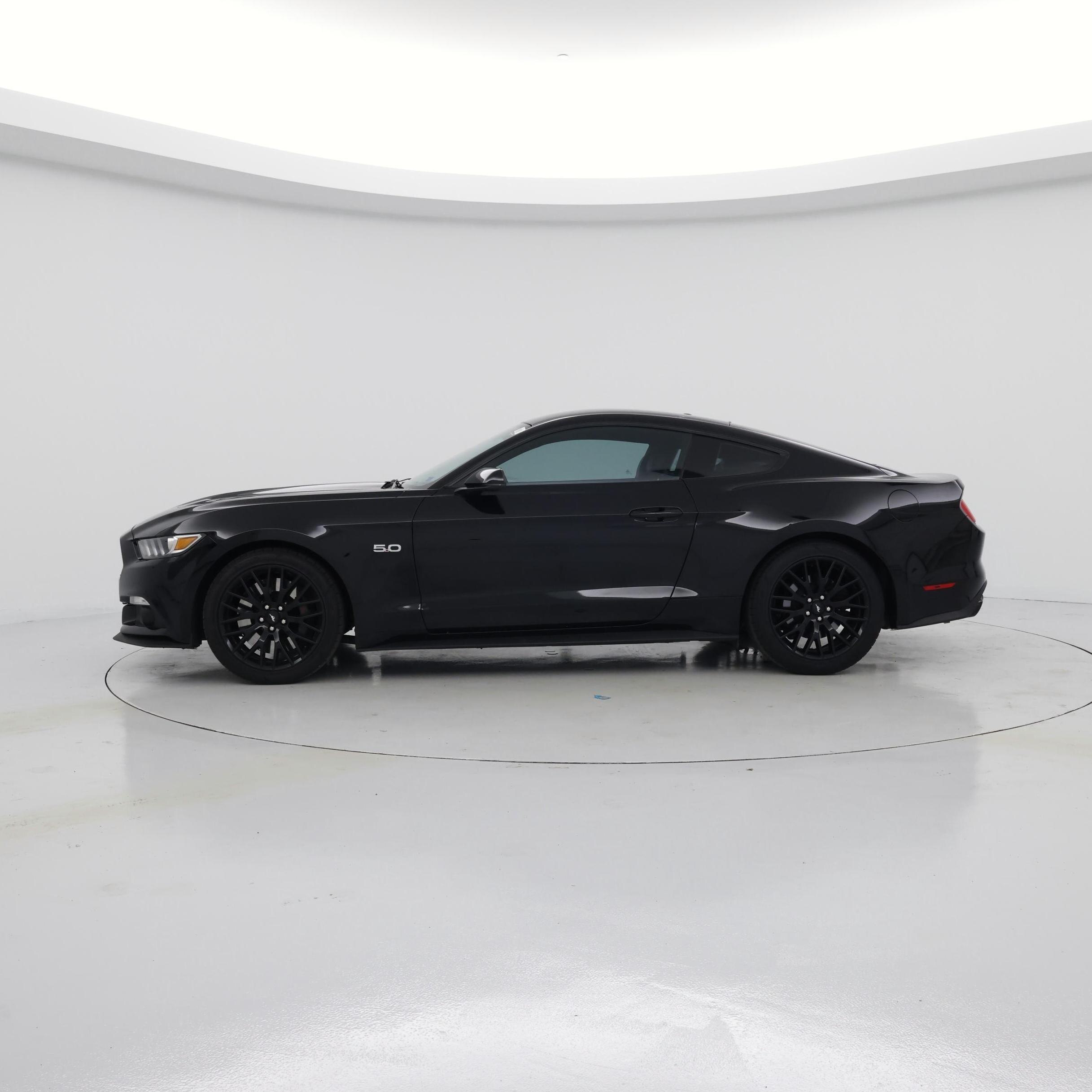 Thumbnail: 2017 Ford Mustang - 3