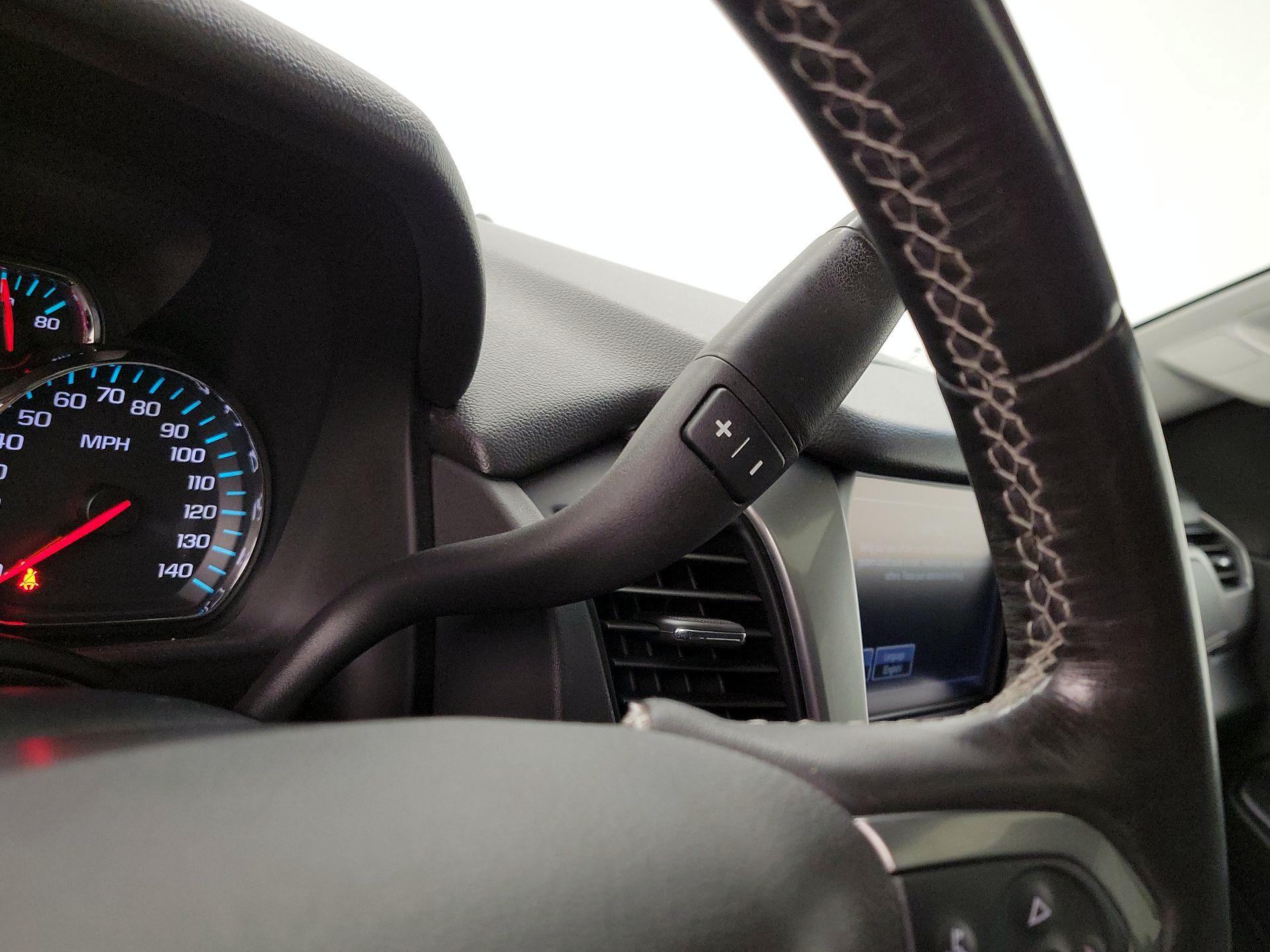 Thumbnail: 2016 Chevrolet Tahoe - 18