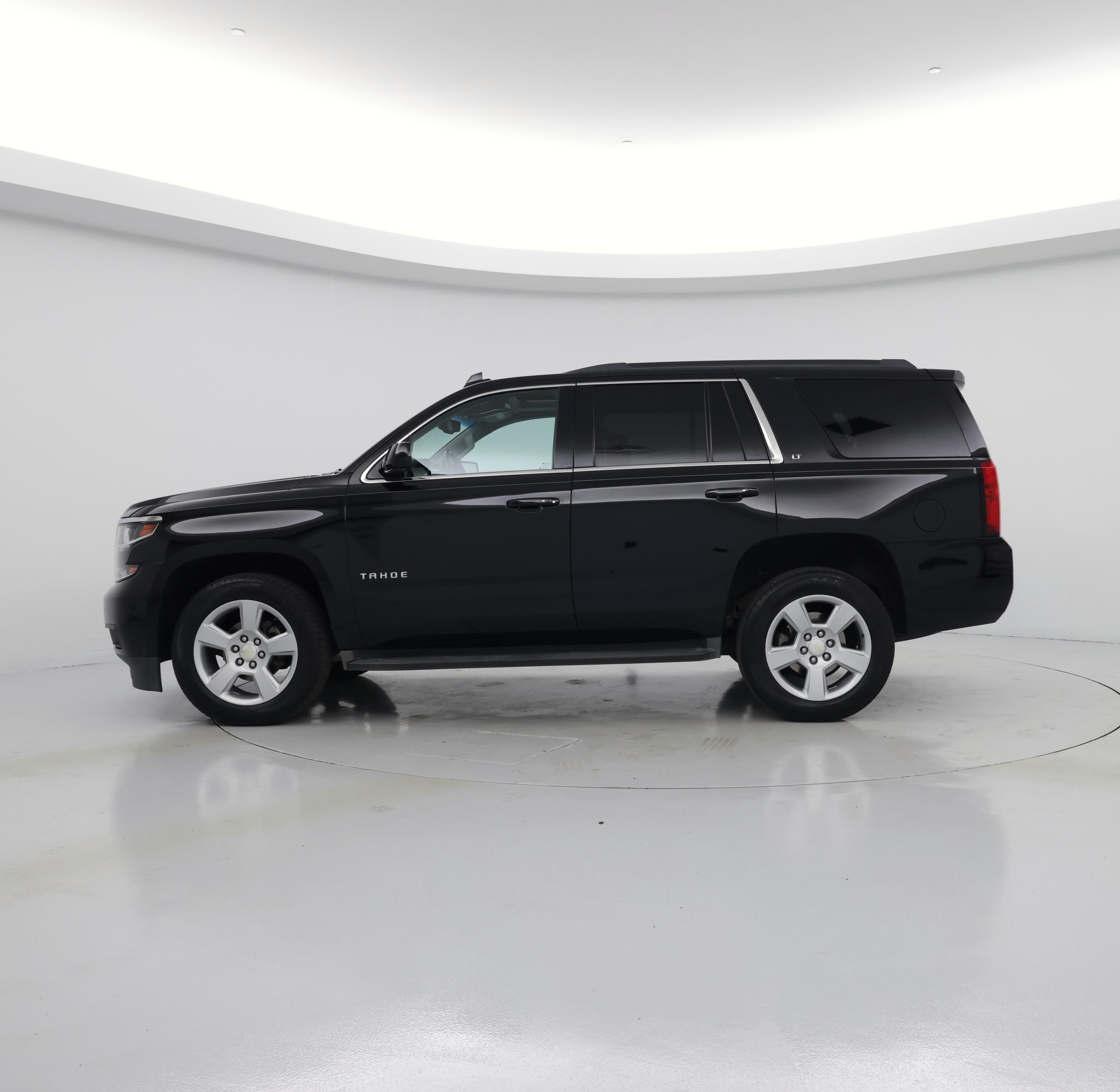Thumbnail: 2016 Chevrolet Tahoe - 3