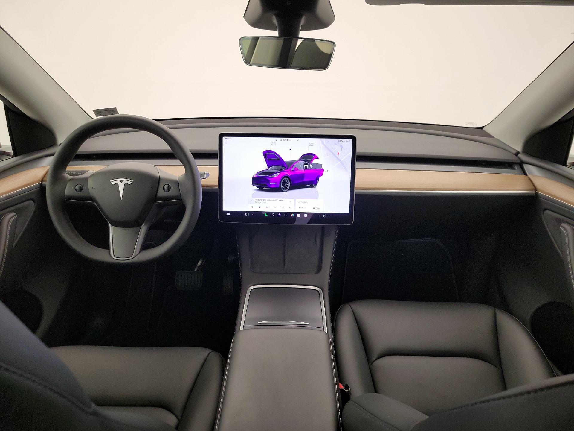 Thumbnail: 2024 Tesla Model Y - 9