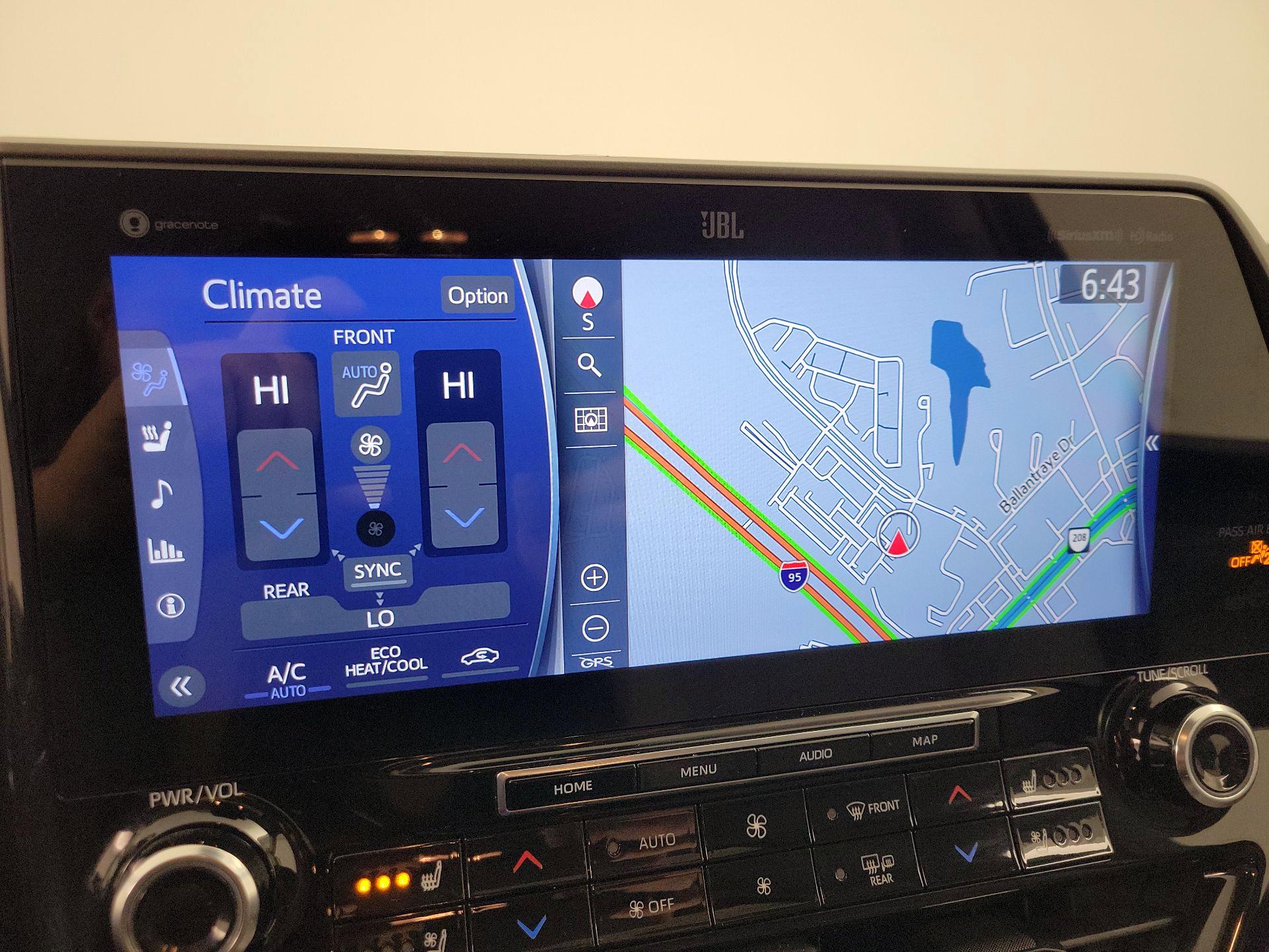 Thumbnail: 2021 Toyota Highlander - 14