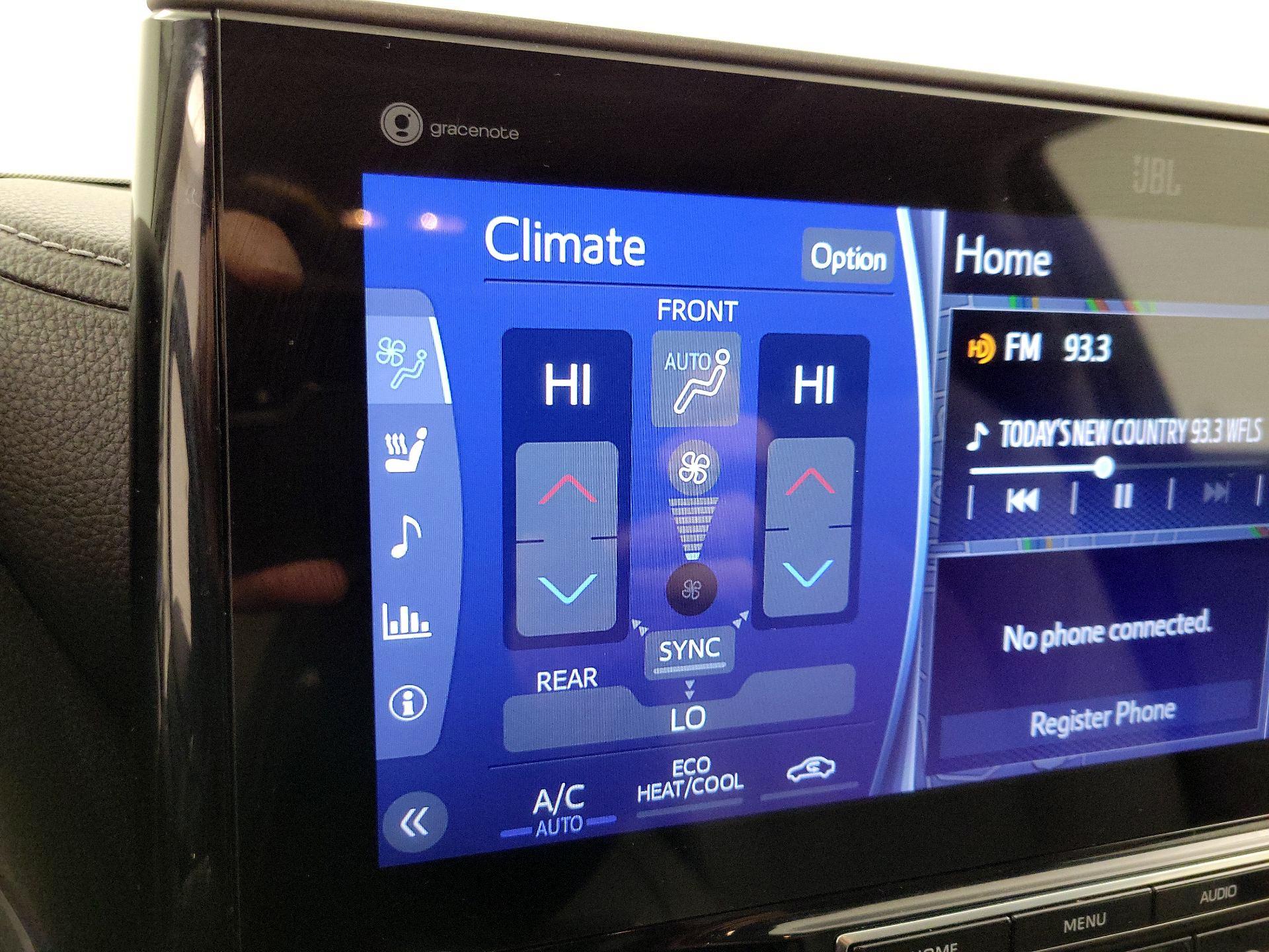 Thumbnail: 2021 Toyota Highlander - 17