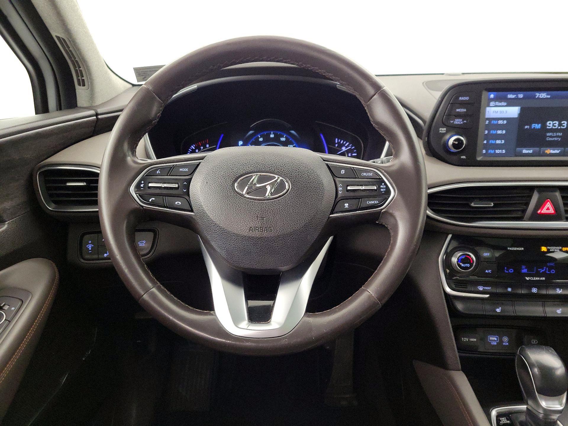 Thumbnail: 2019 Hyundai Santa Fe - 10