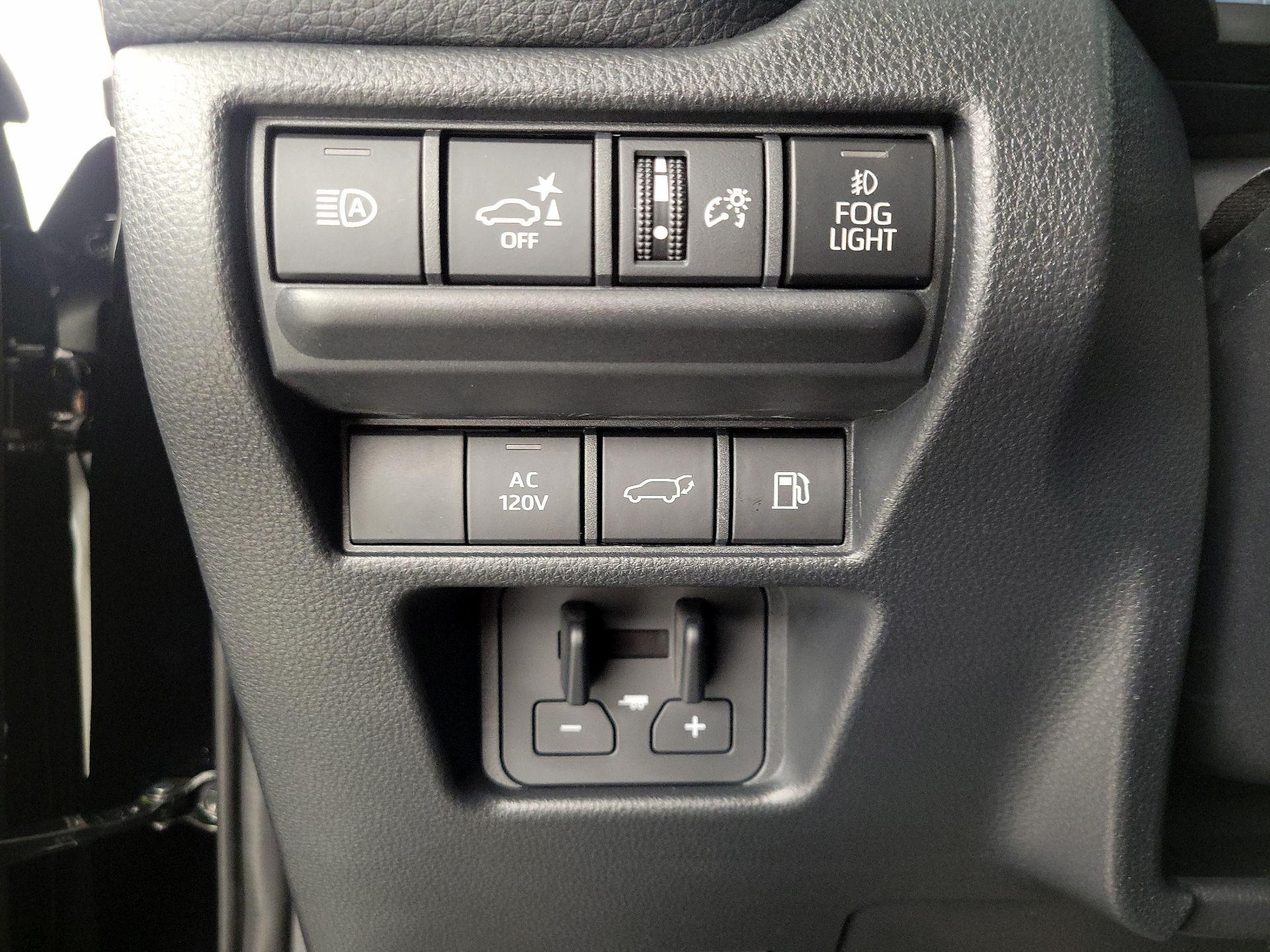 Thumbnail: 2025 Toyota Land Cruiser - 13