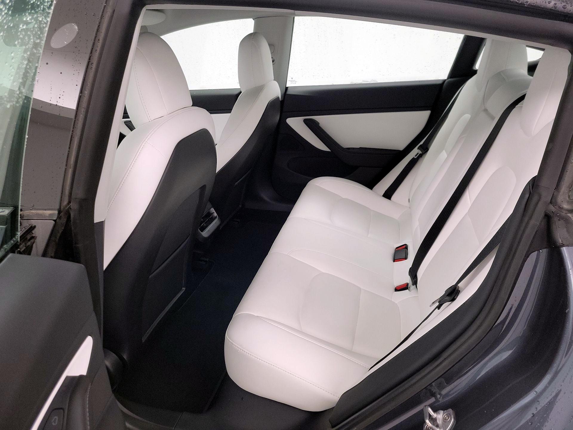 Thumbnail: 2021 Tesla Model 3 - 20