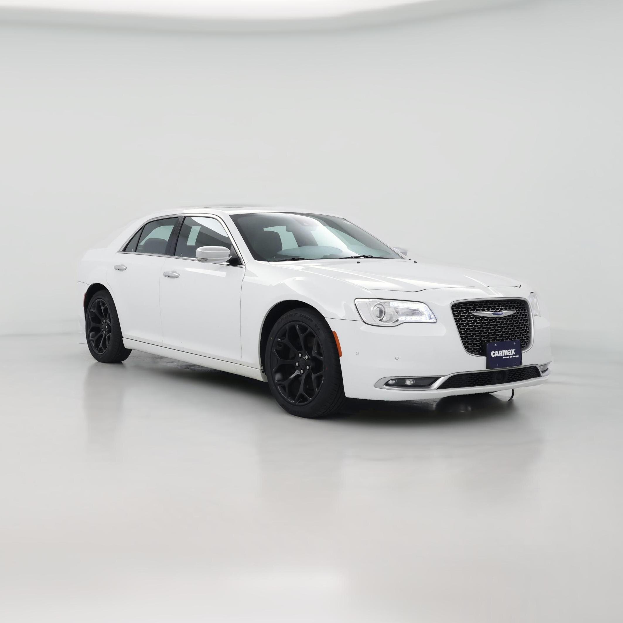Thumbnail: 2018 Chrysler 300 - 1