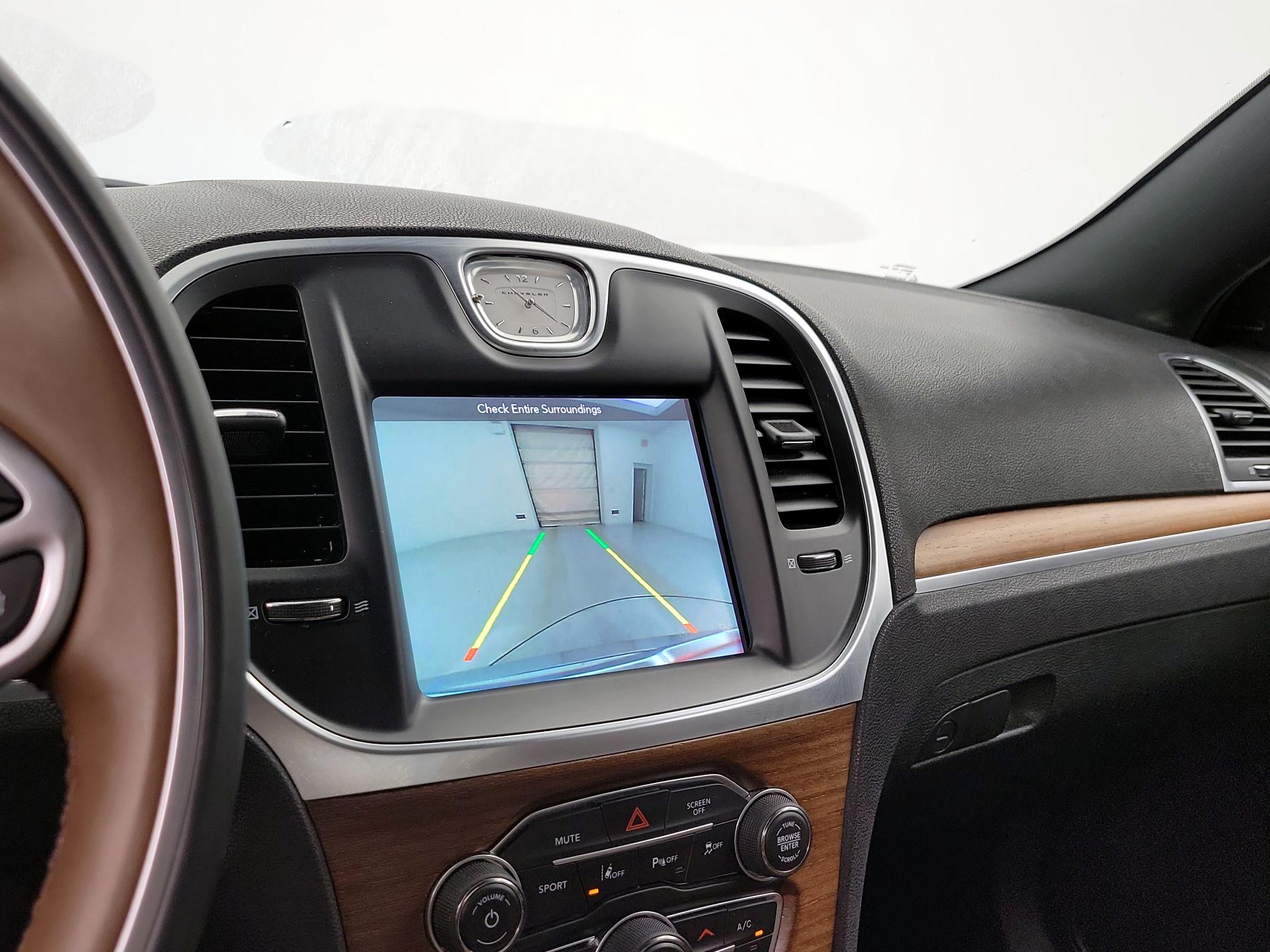 Thumbnail: 2018 Chrysler 300 - 15