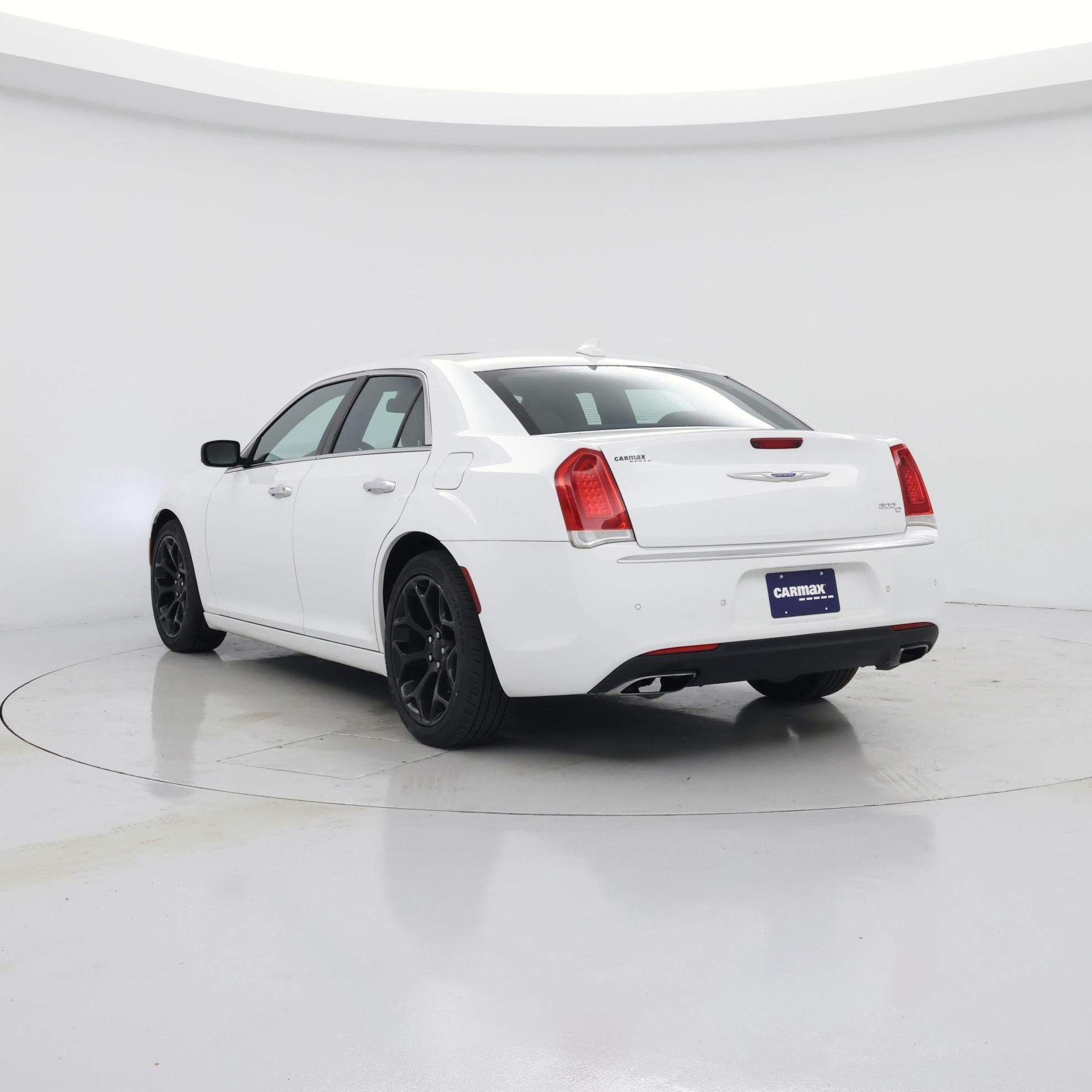 Thumbnail: 2018 Chrysler 300 - 2