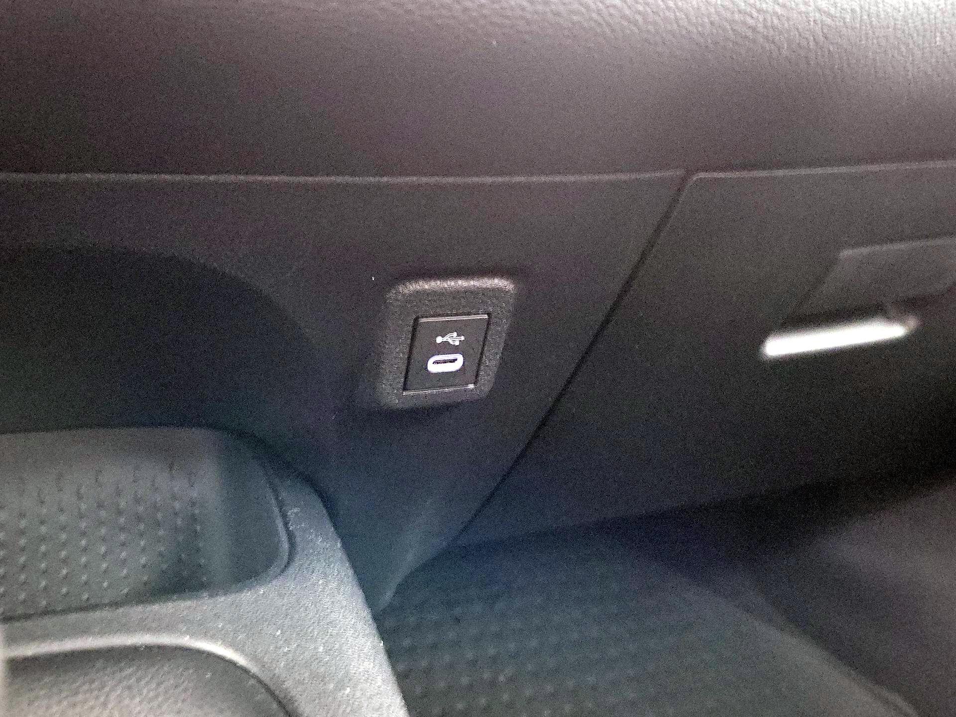 Thumbnail: 2024 Toyota Corolla - 18