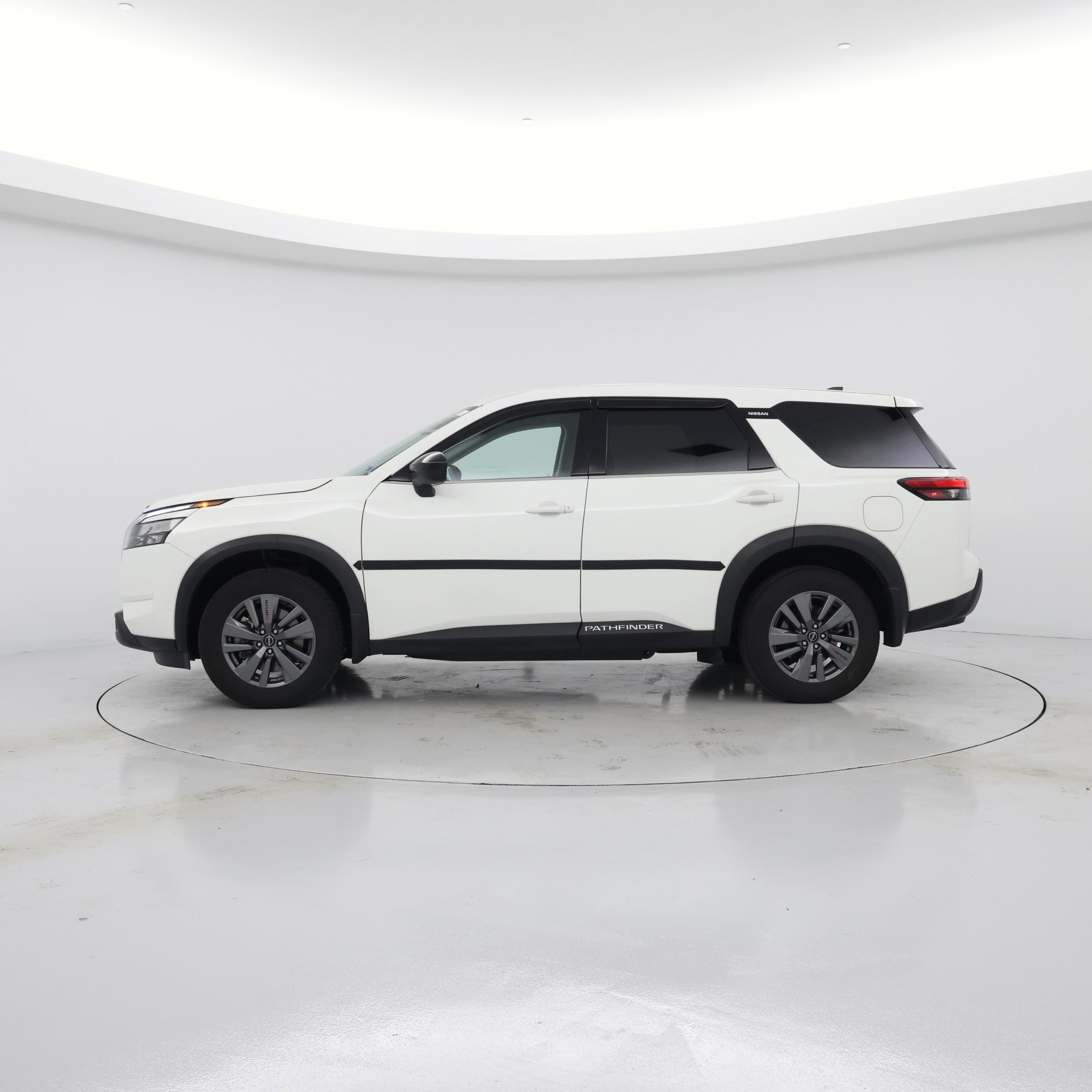 Thumbnail: 2024 Nissan Pathfinder - 3