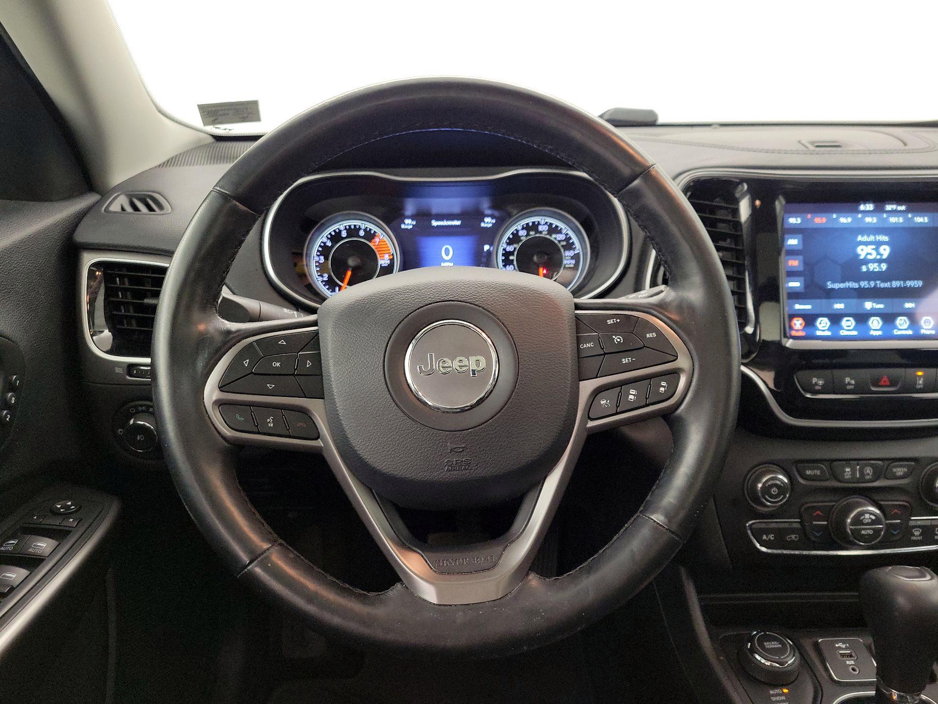 Thumbnail: 2021 Jeep Cherokee - 10