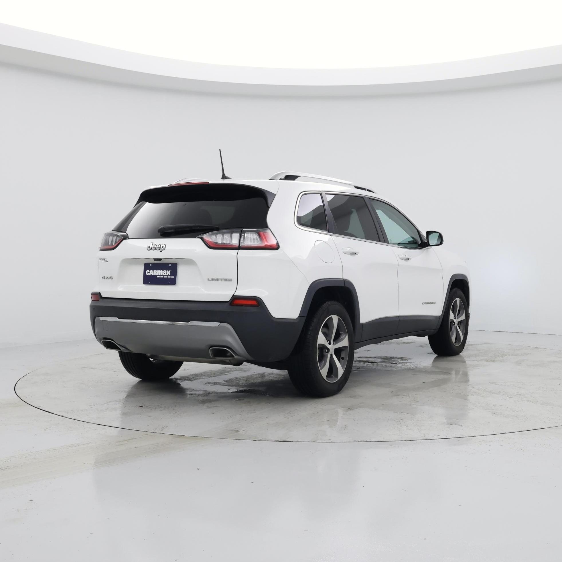 Thumbnail: 2021 Jeep Cherokee - 8