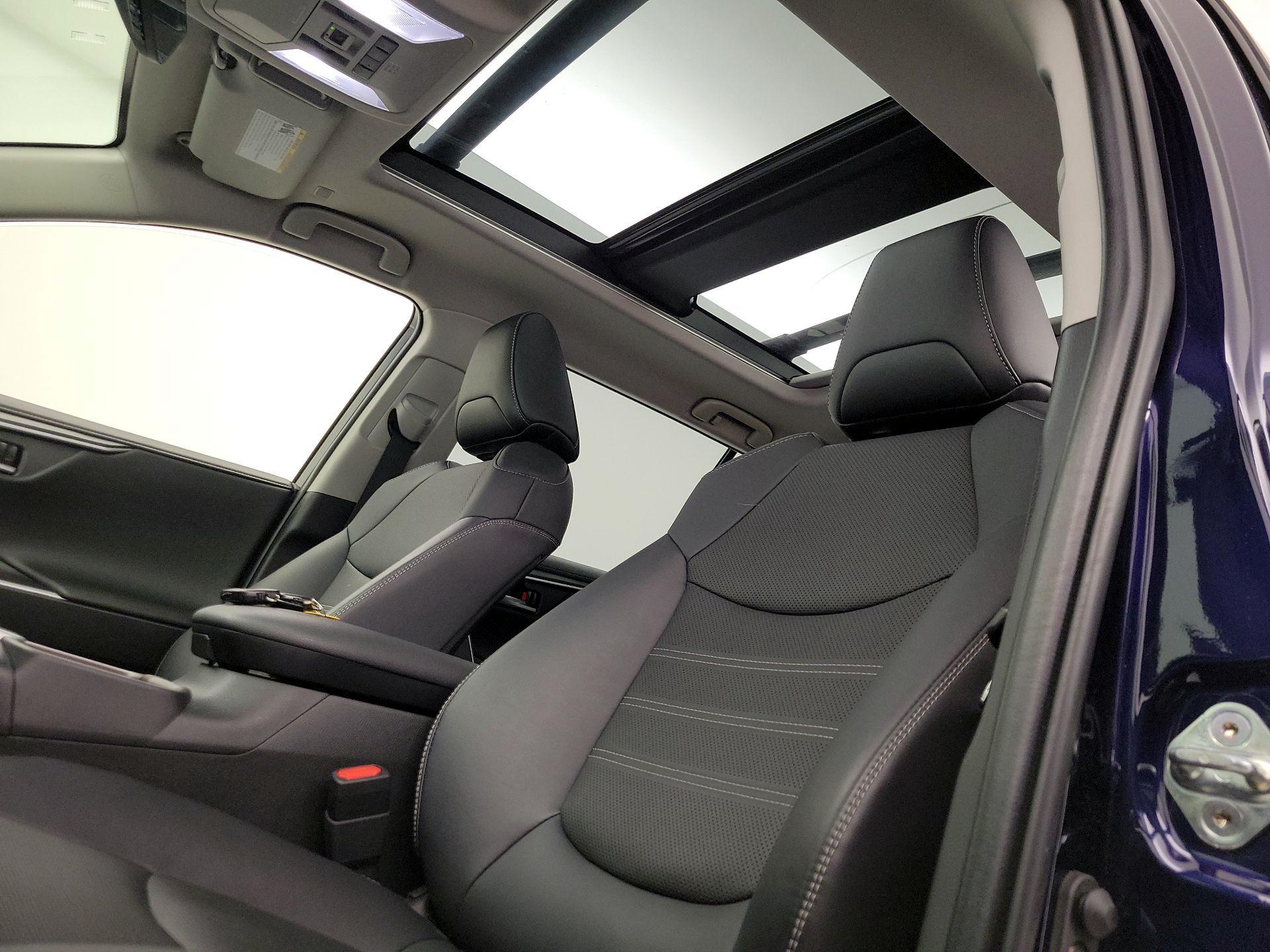 Thumbnail: 2024 Toyota RAV4 - 19