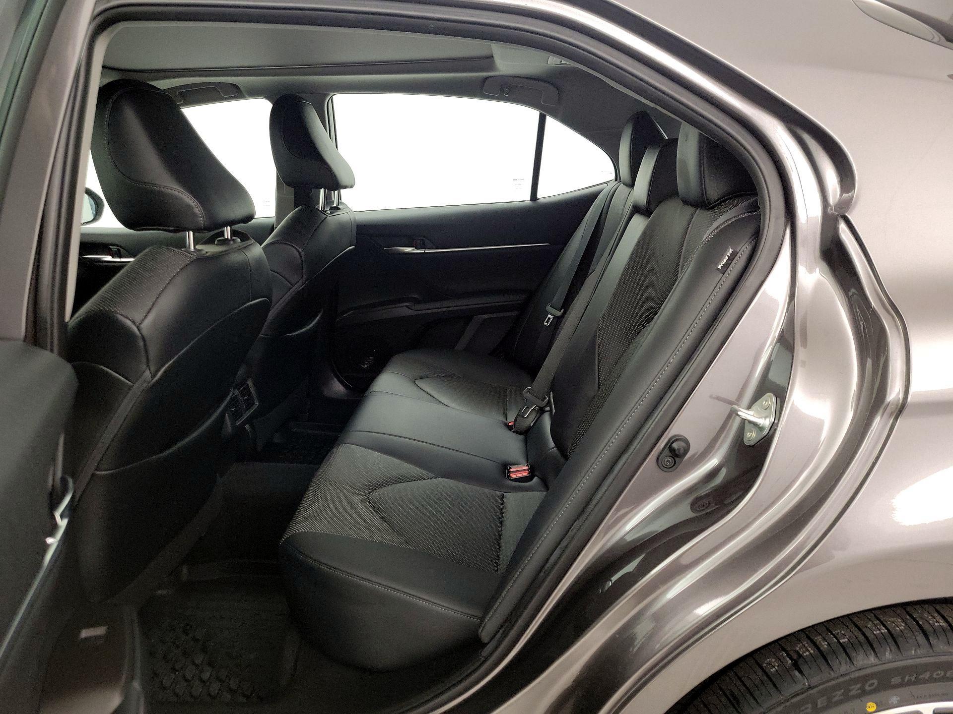 Thumbnail: 2021 Toyota Camry - 20