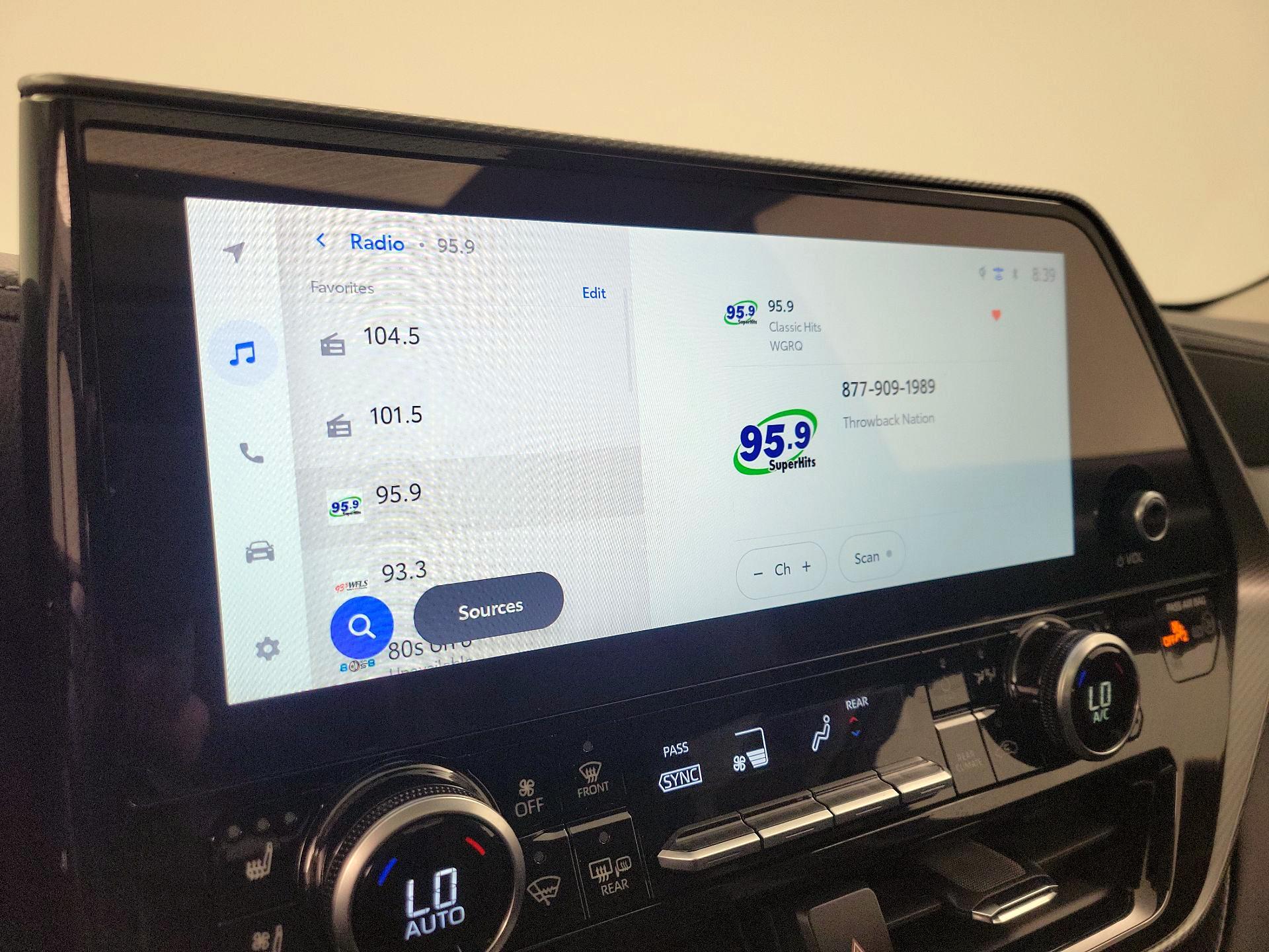 Thumbnail: 2026 Toyota Highlander - 15