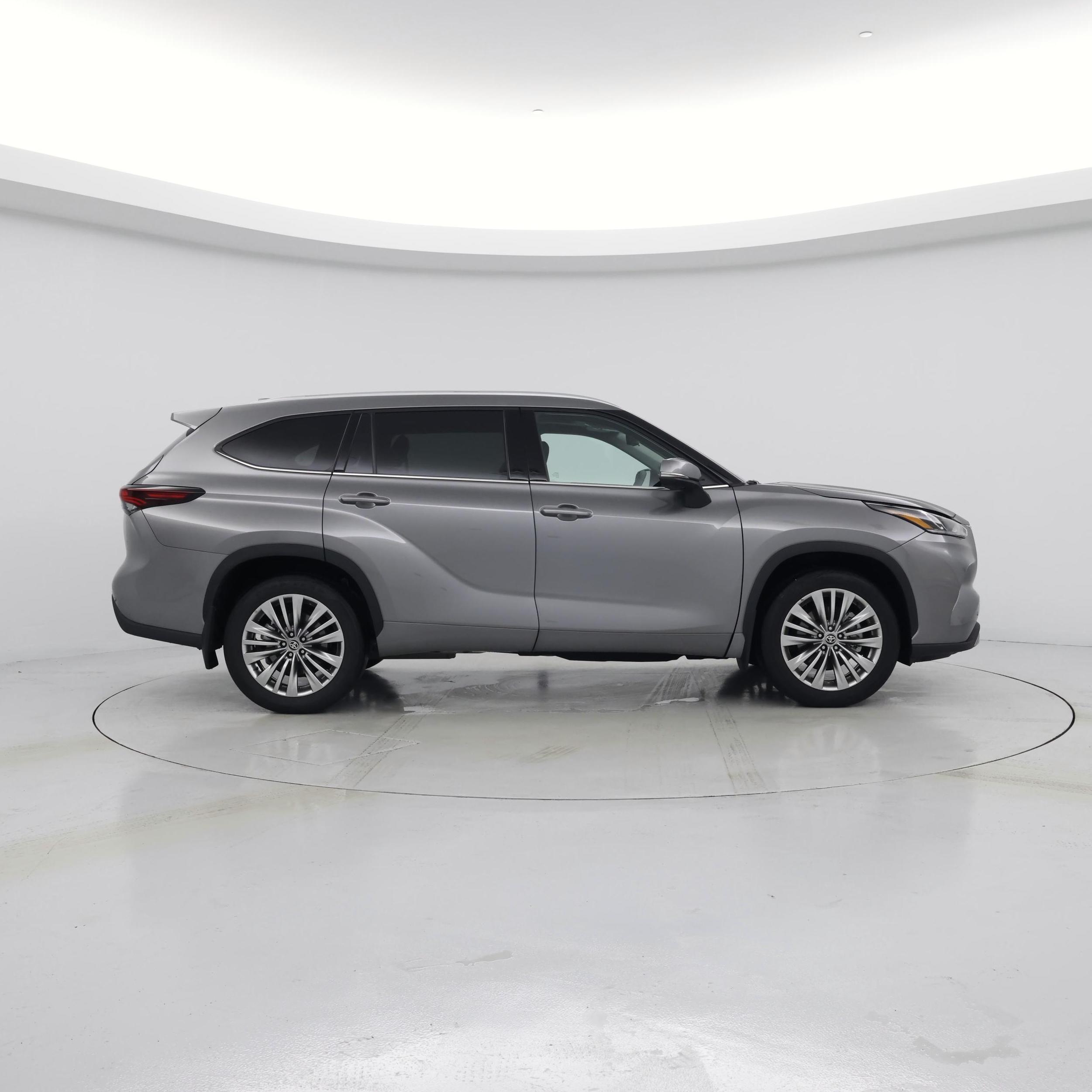 Thumbnail: 2026 Toyota Highlander - 7