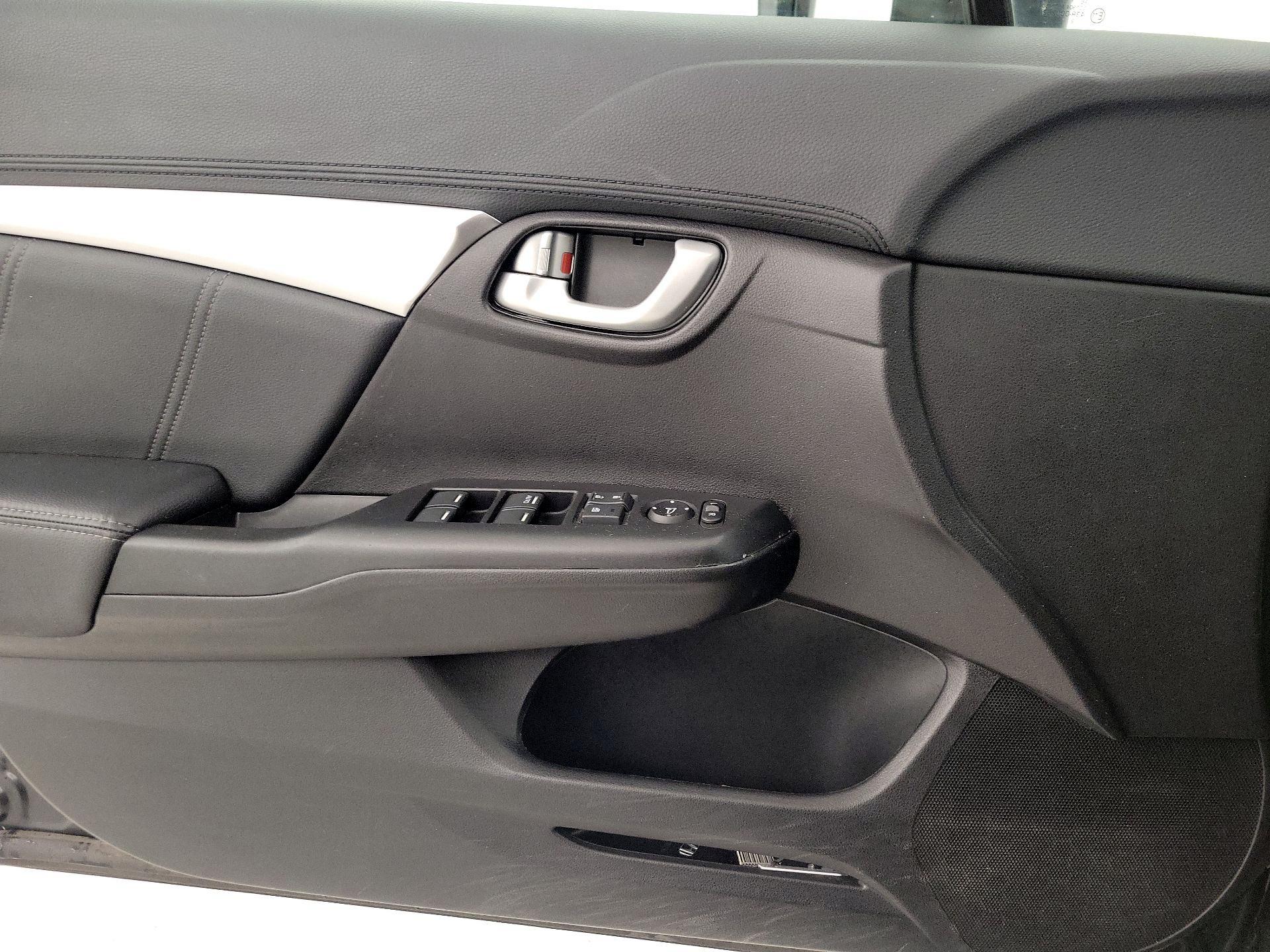 Thumbnail: 2015 Honda Civic - 12