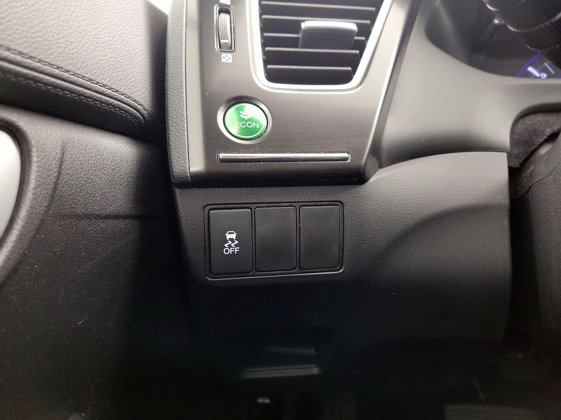 Thumbnail: 2015 Honda Civic - 13