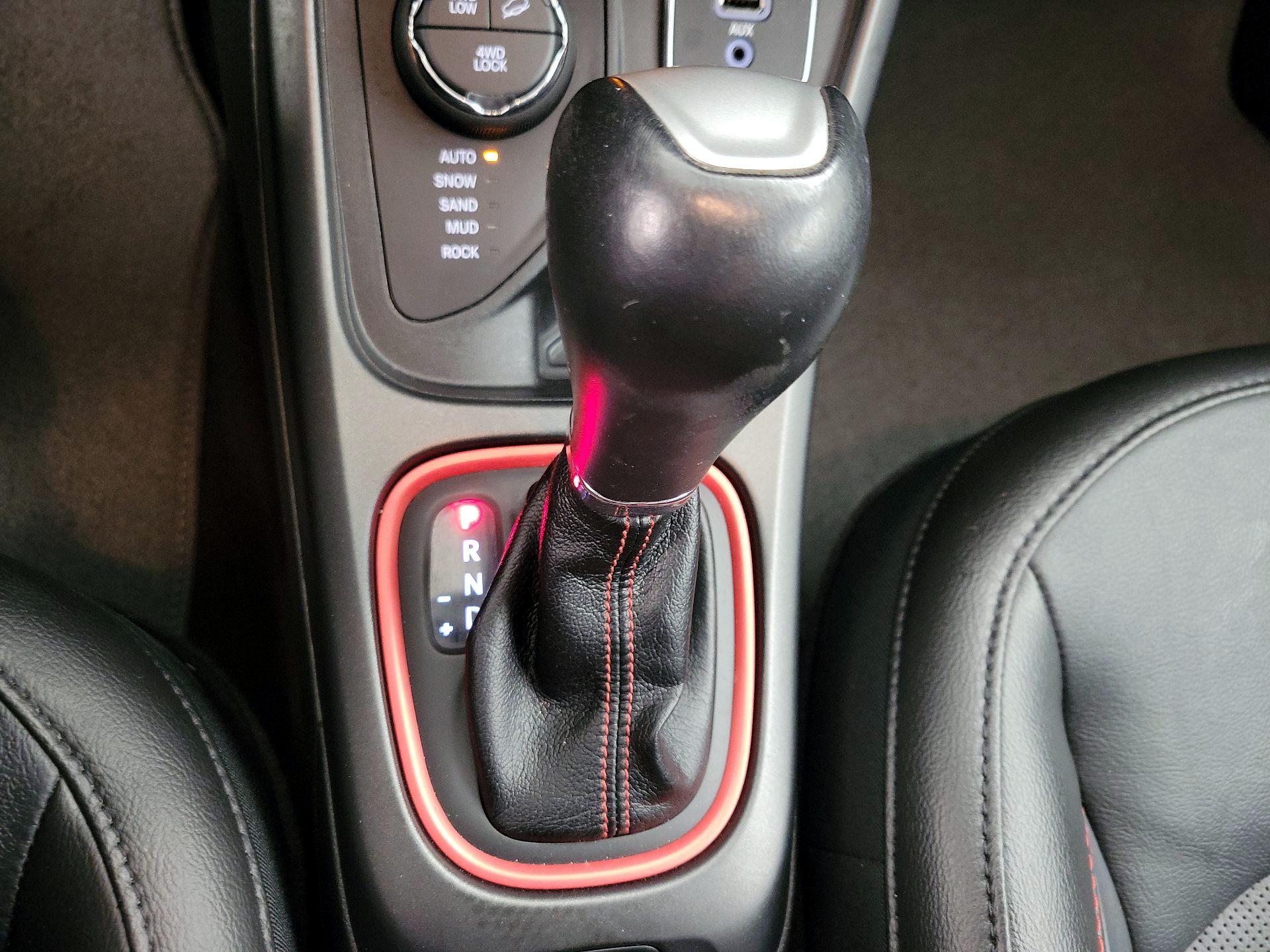 Thumbnail: 2018 Jeep Compass - 17