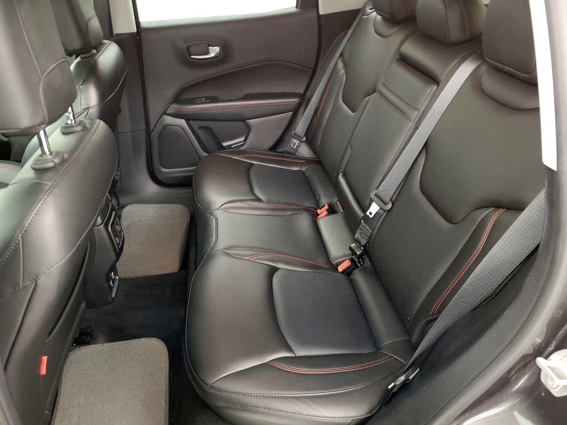 Thumbnail: 2018 Jeep Compass - 19