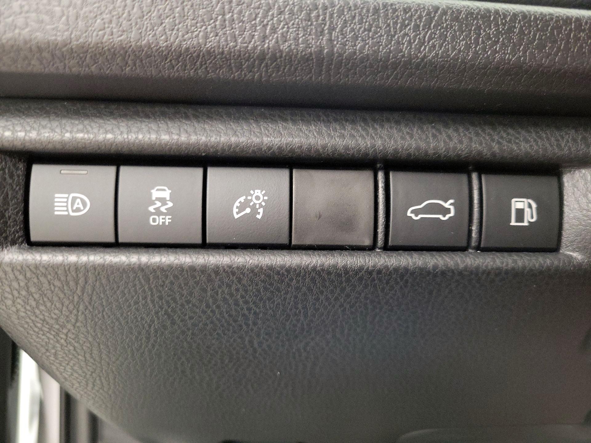 Thumbnail: 2026 Toyota Camry - 13