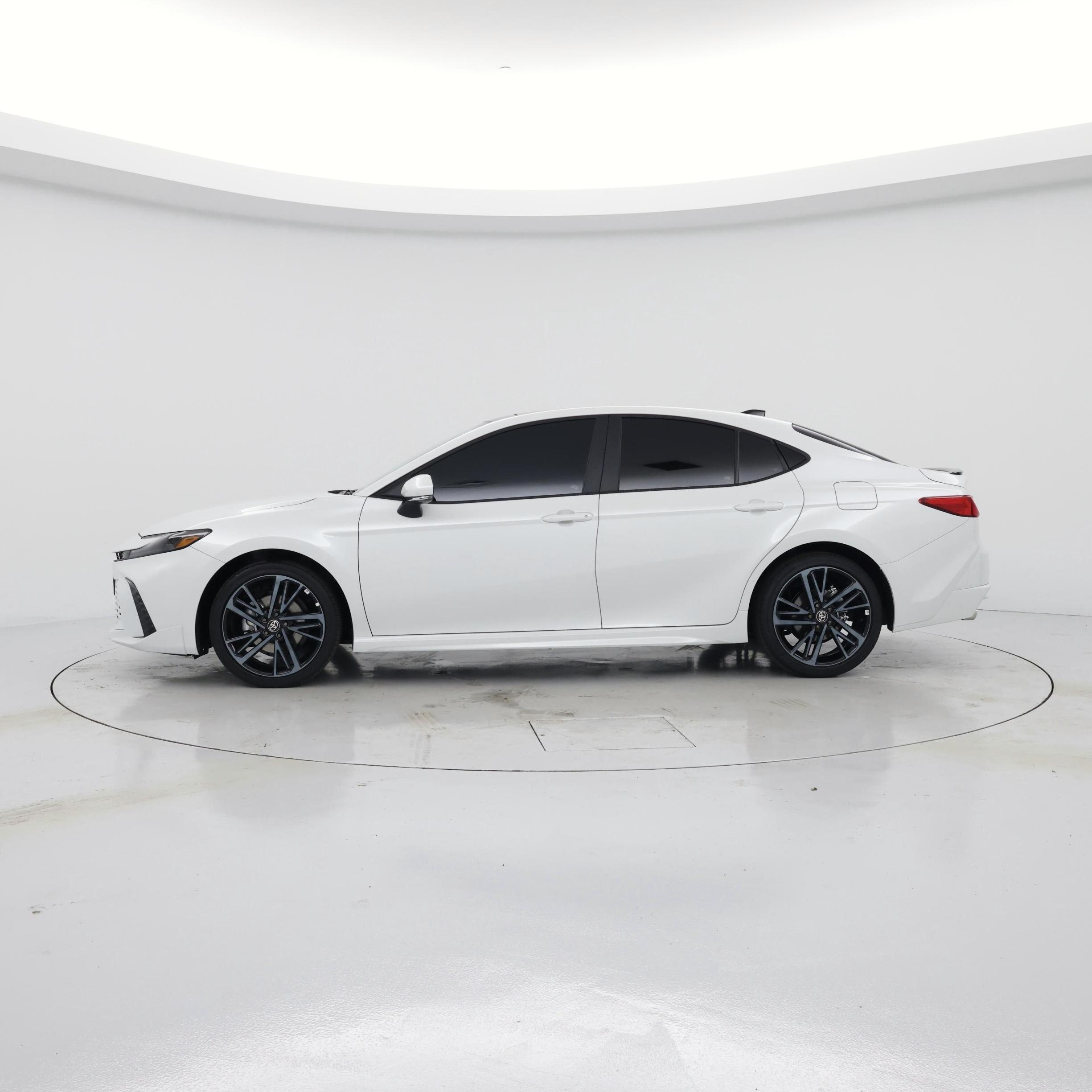 Thumbnail: 2026 Toyota Camry - 3