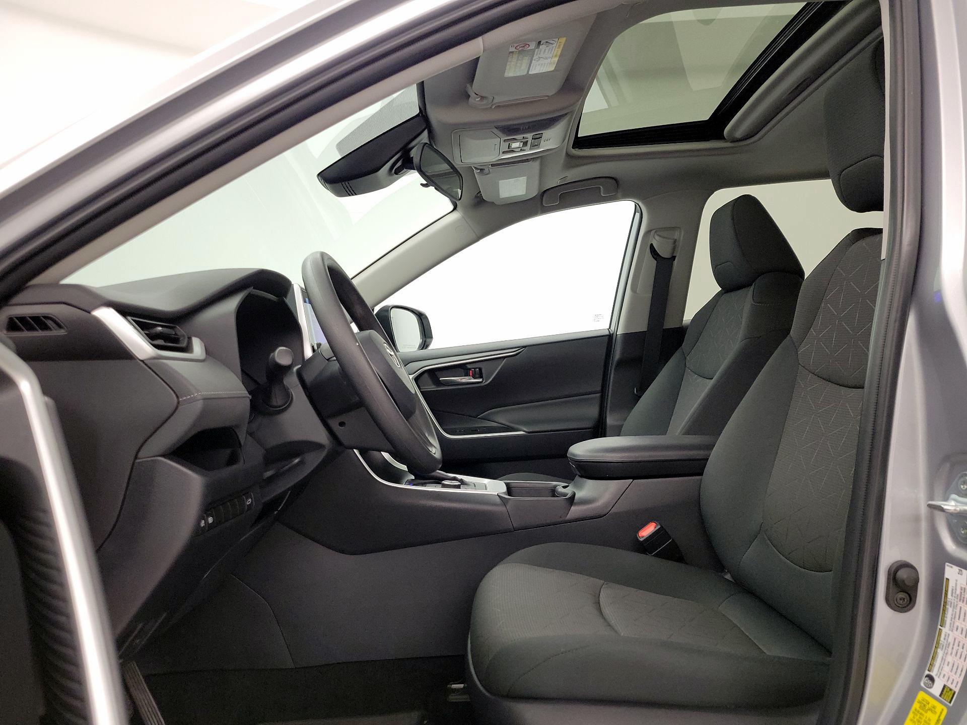 Thumbnail: 2024 Toyota RAV4 - 19