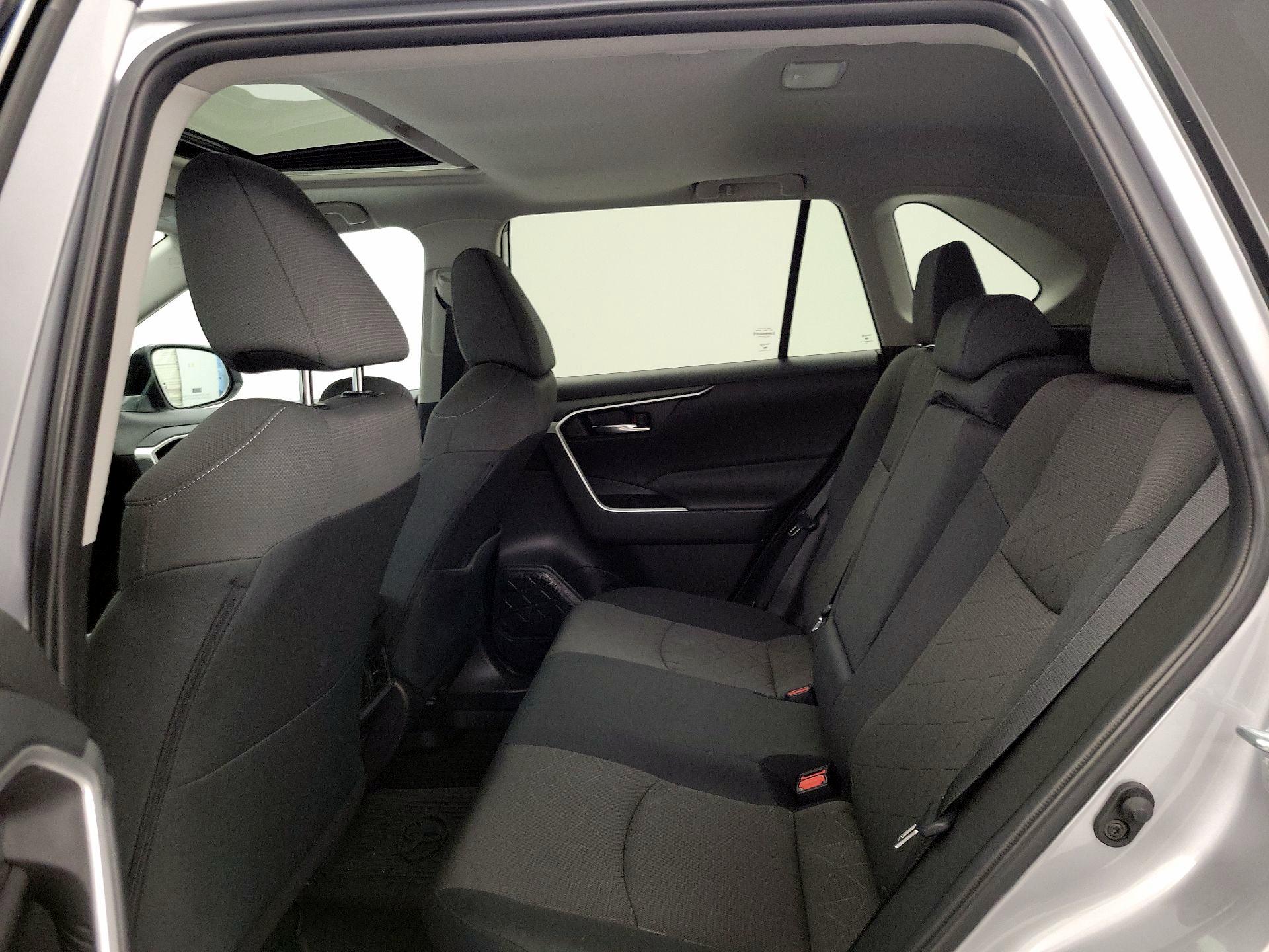 Thumbnail: 2024 Toyota RAV4 - 20