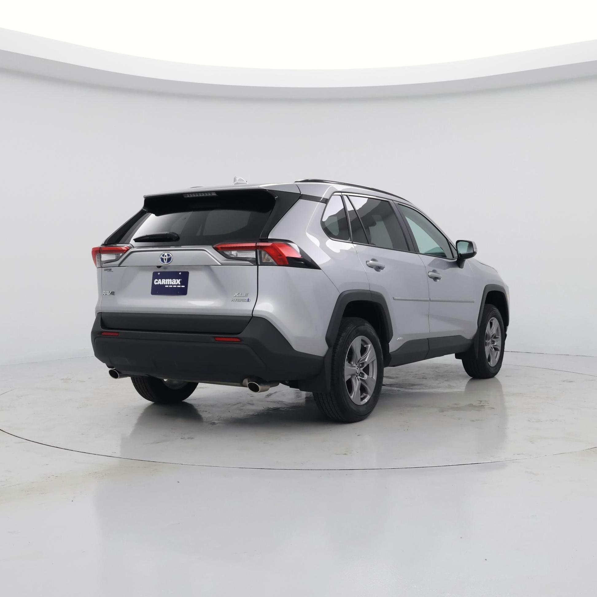 Thumbnail: 2024 Toyota RAV4 - 8