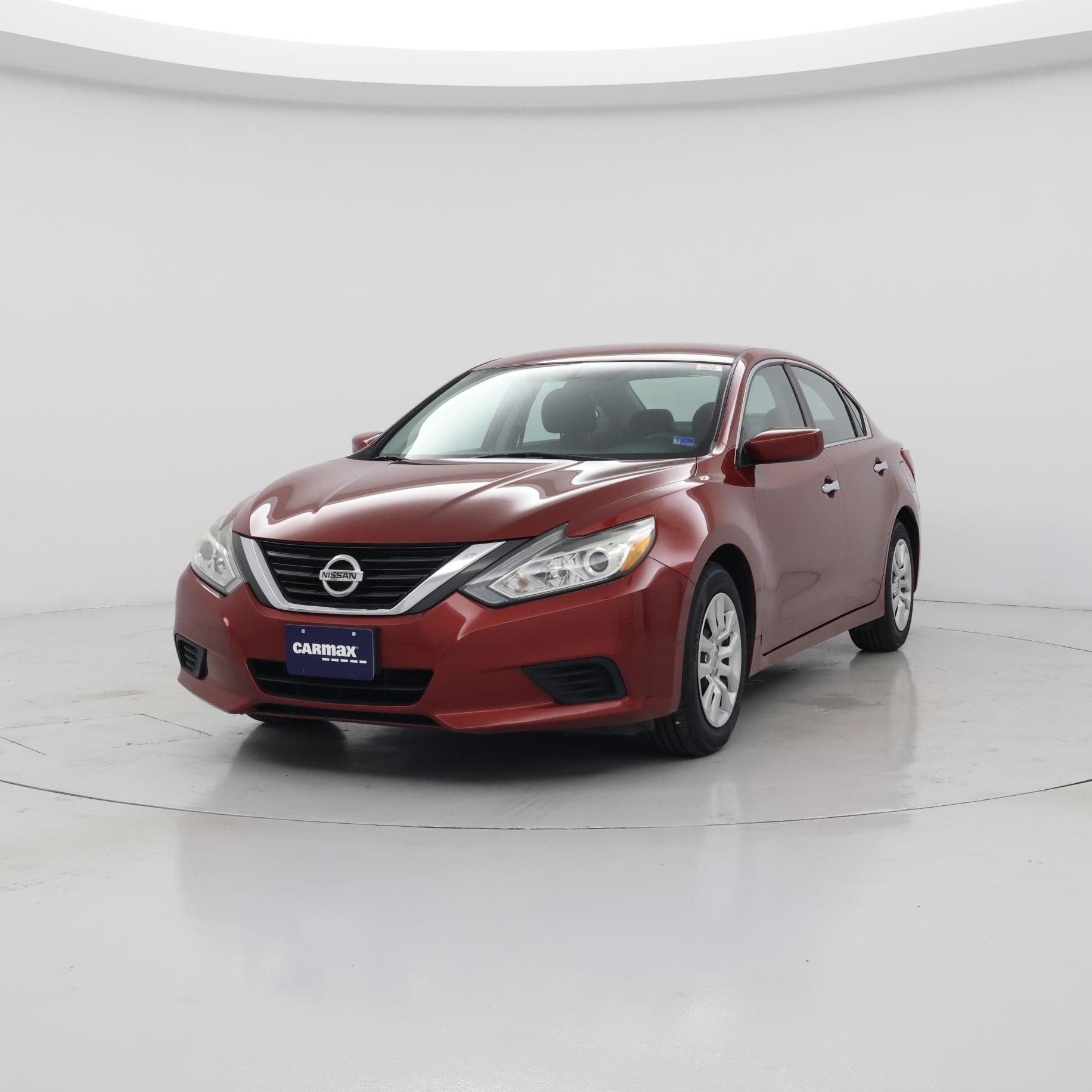 Thumbnail: 2016 Nissan Altima - 4
