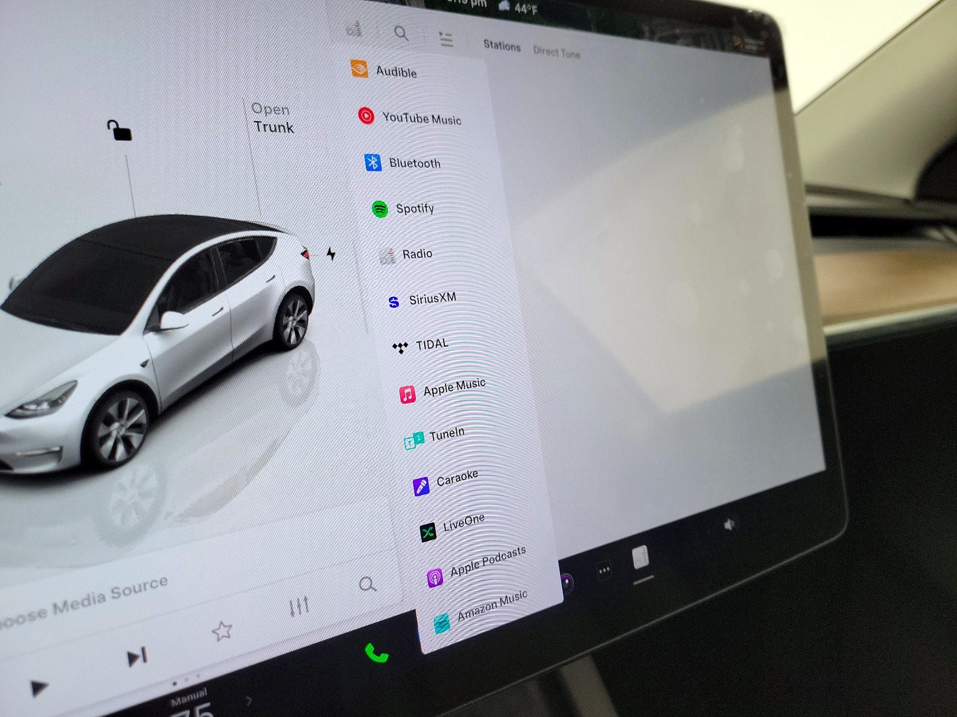 Thumbnail: 2023 Tesla Model Y - 15