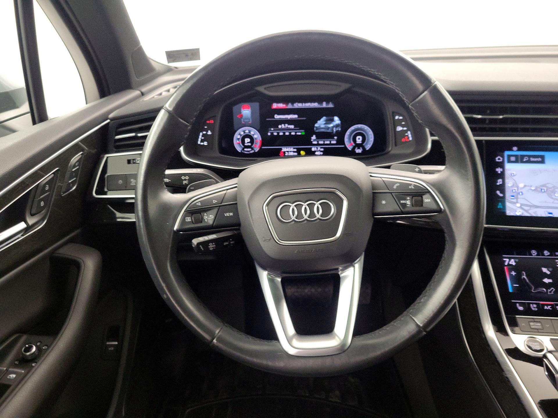 Thumbnail: 2021 Audi Q7 - 10