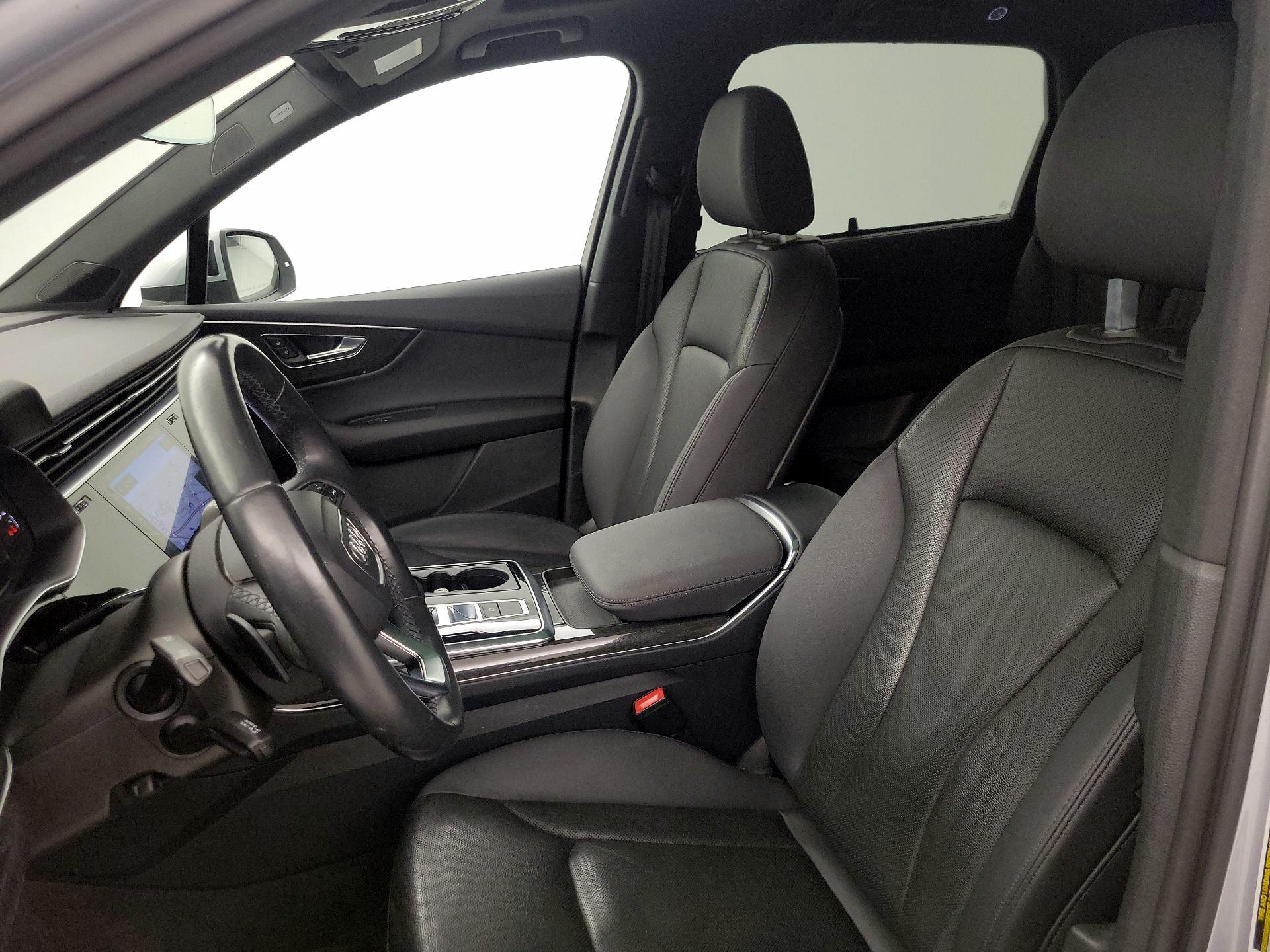 Thumbnail: 2021 Audi Q7 - 11
