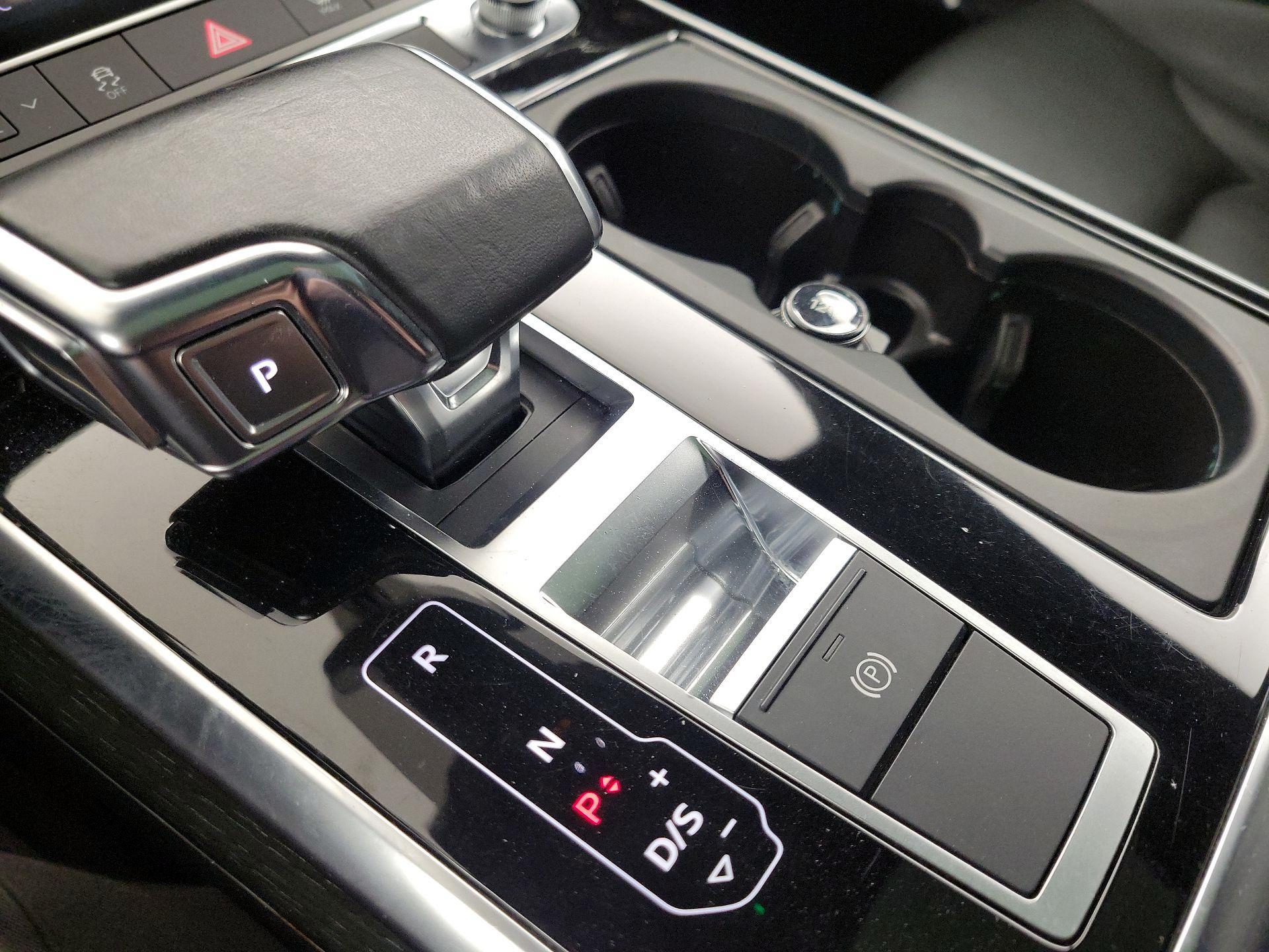 Thumbnail: 2021 Audi Q7 - 18