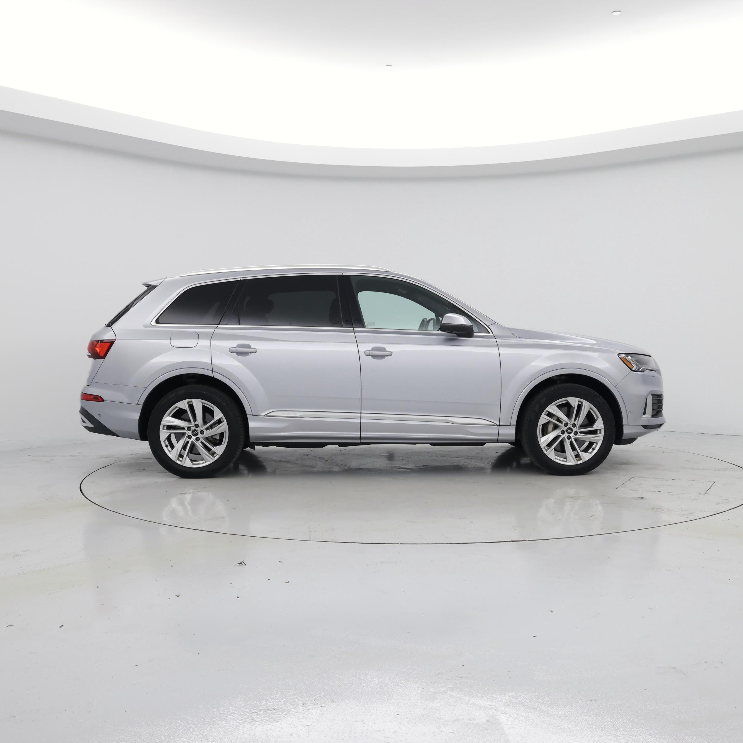 Thumbnail: 2021 Audi Q7 - 7