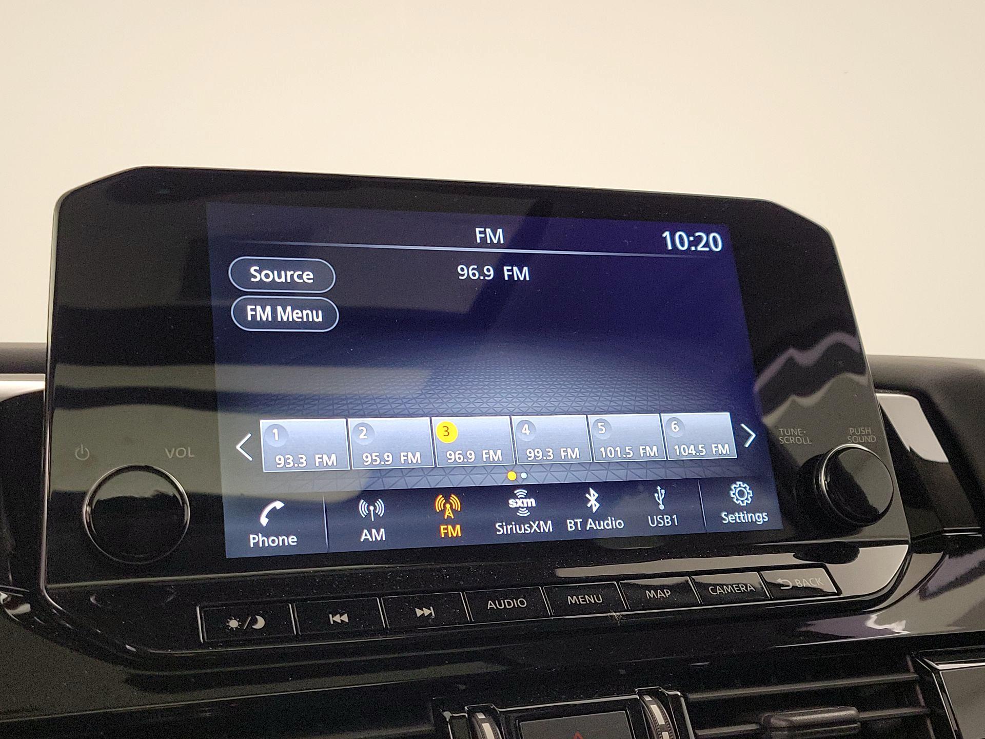 Thumbnail: 2022 Nissan Pathfinder - 16