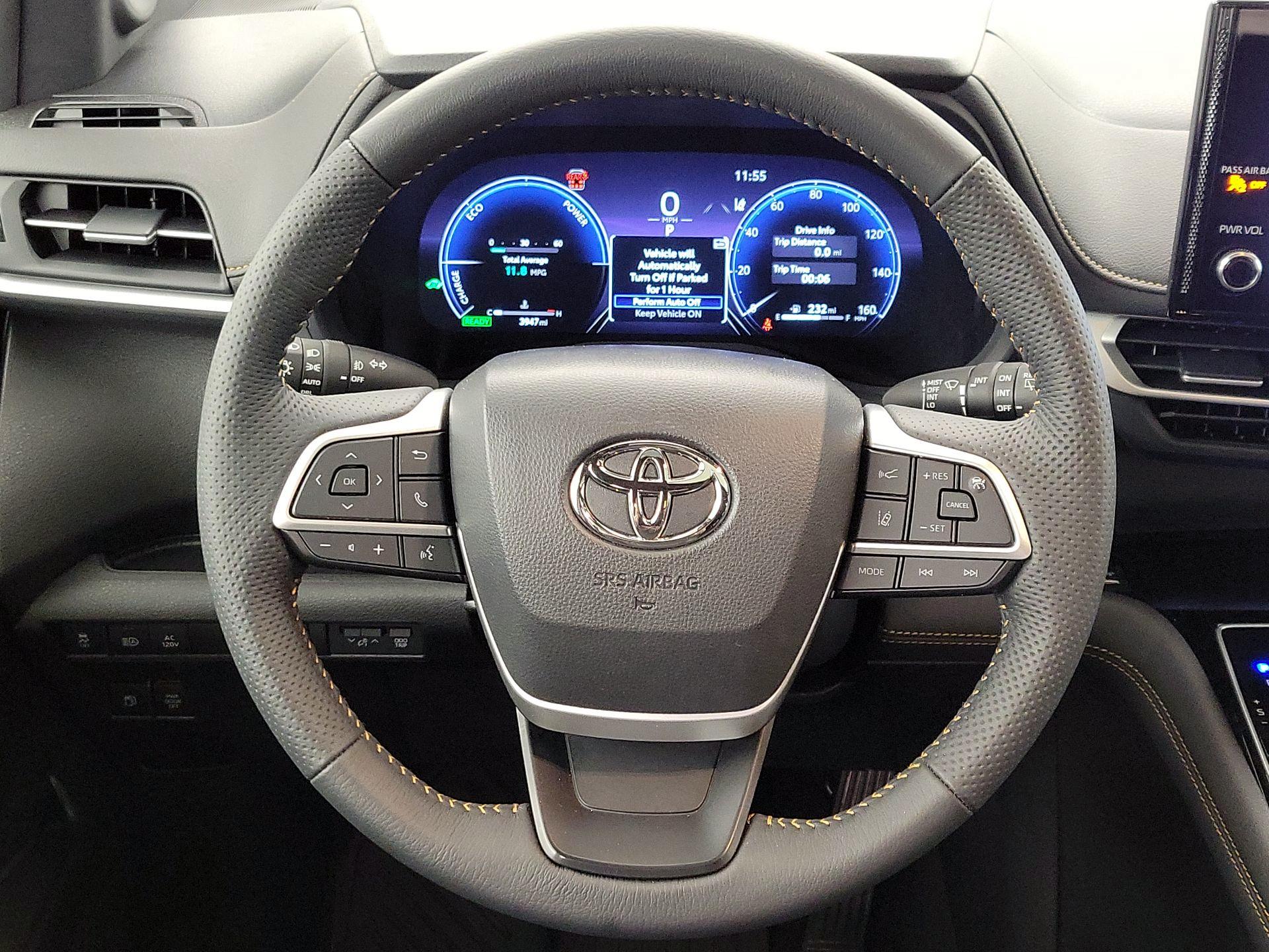 Thumbnail: 2025 Toyota Sienna - 10