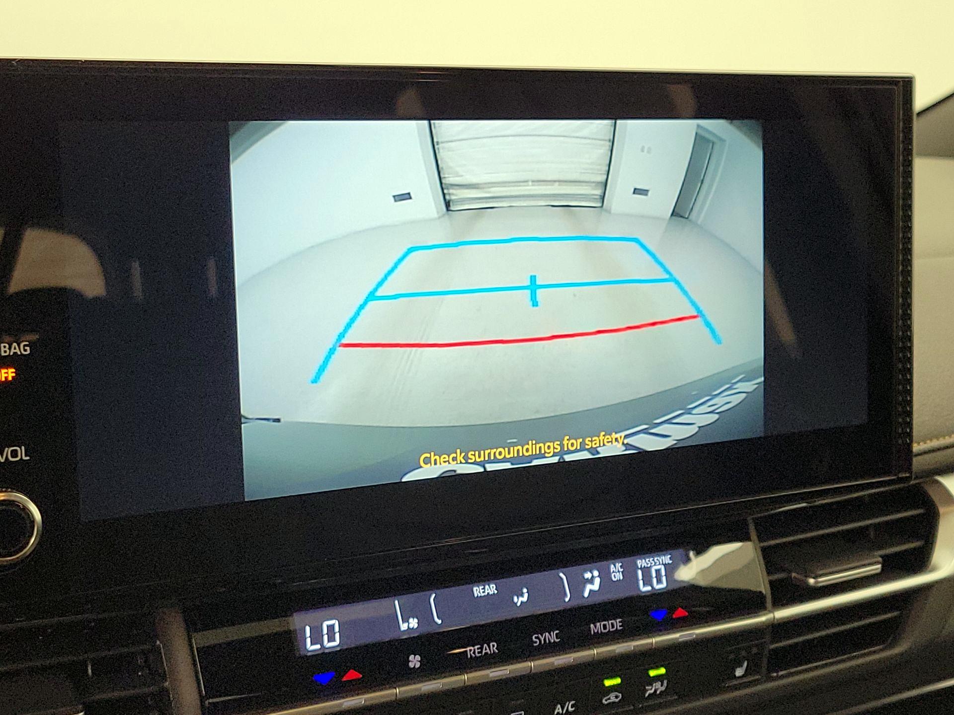 Thumbnail: 2025 Toyota Sienna - 14