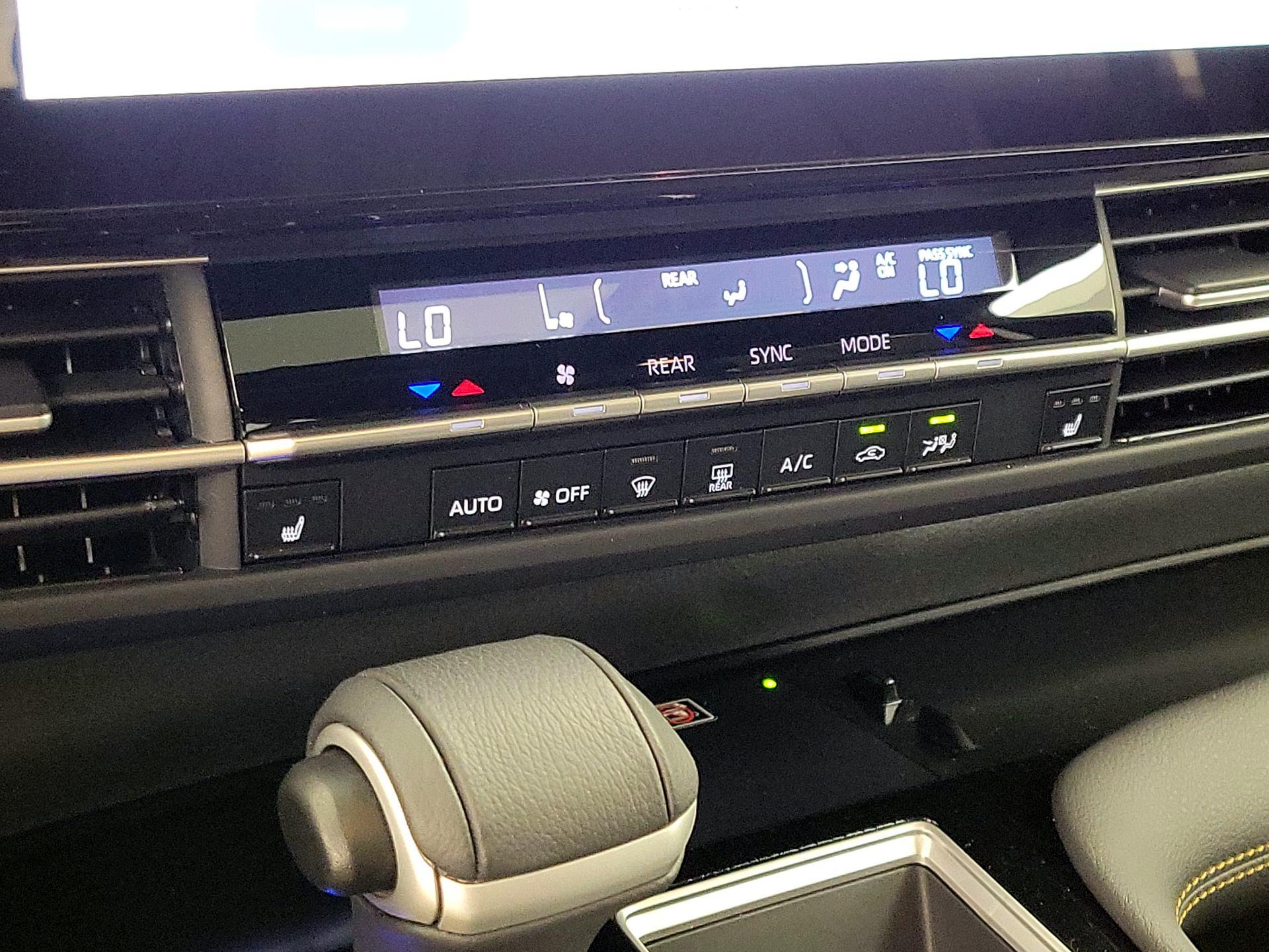 Thumbnail: 2025 Toyota Sienna - 16