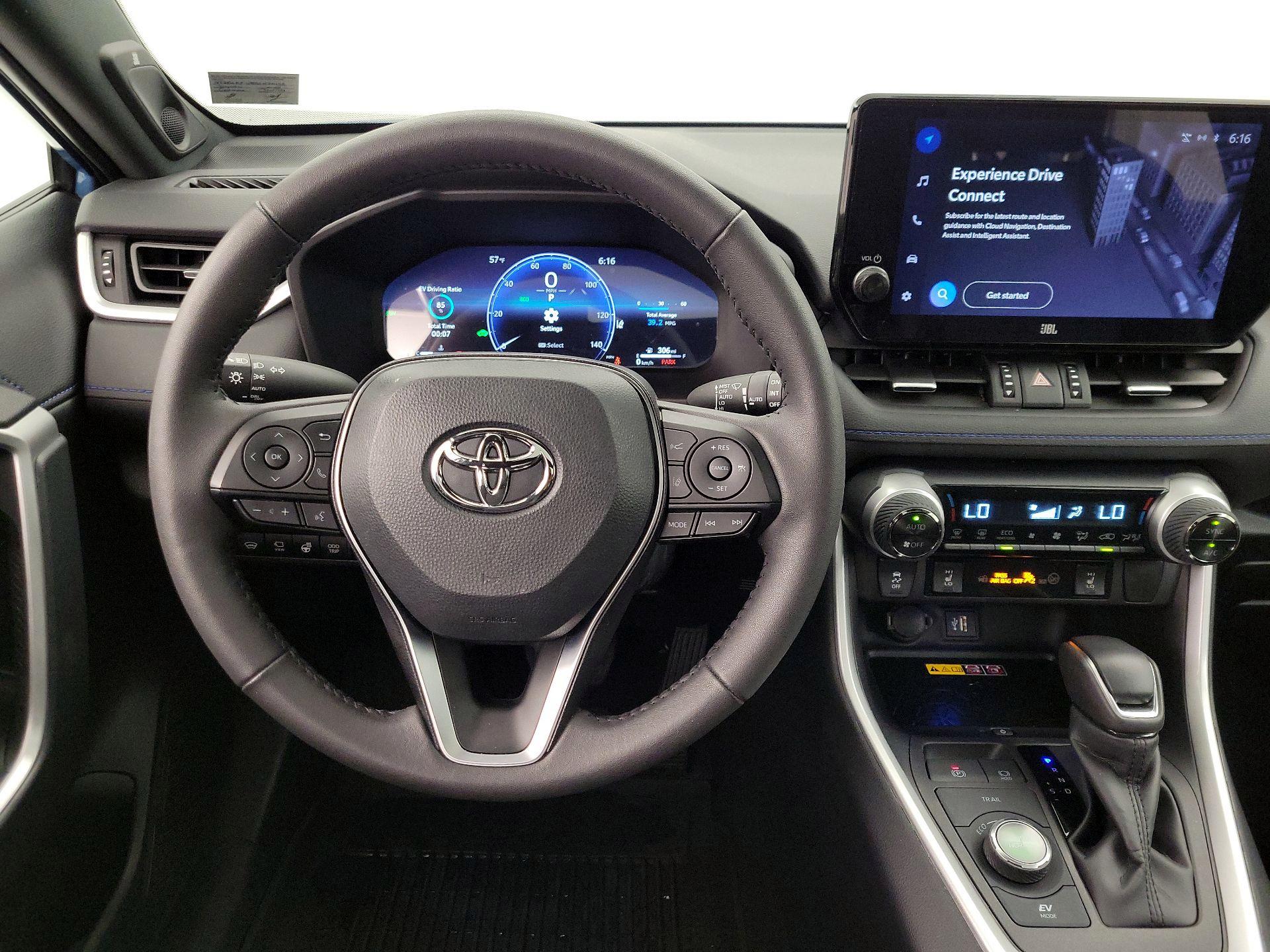 Thumbnail: 2025 Toyota RAV4 - 10