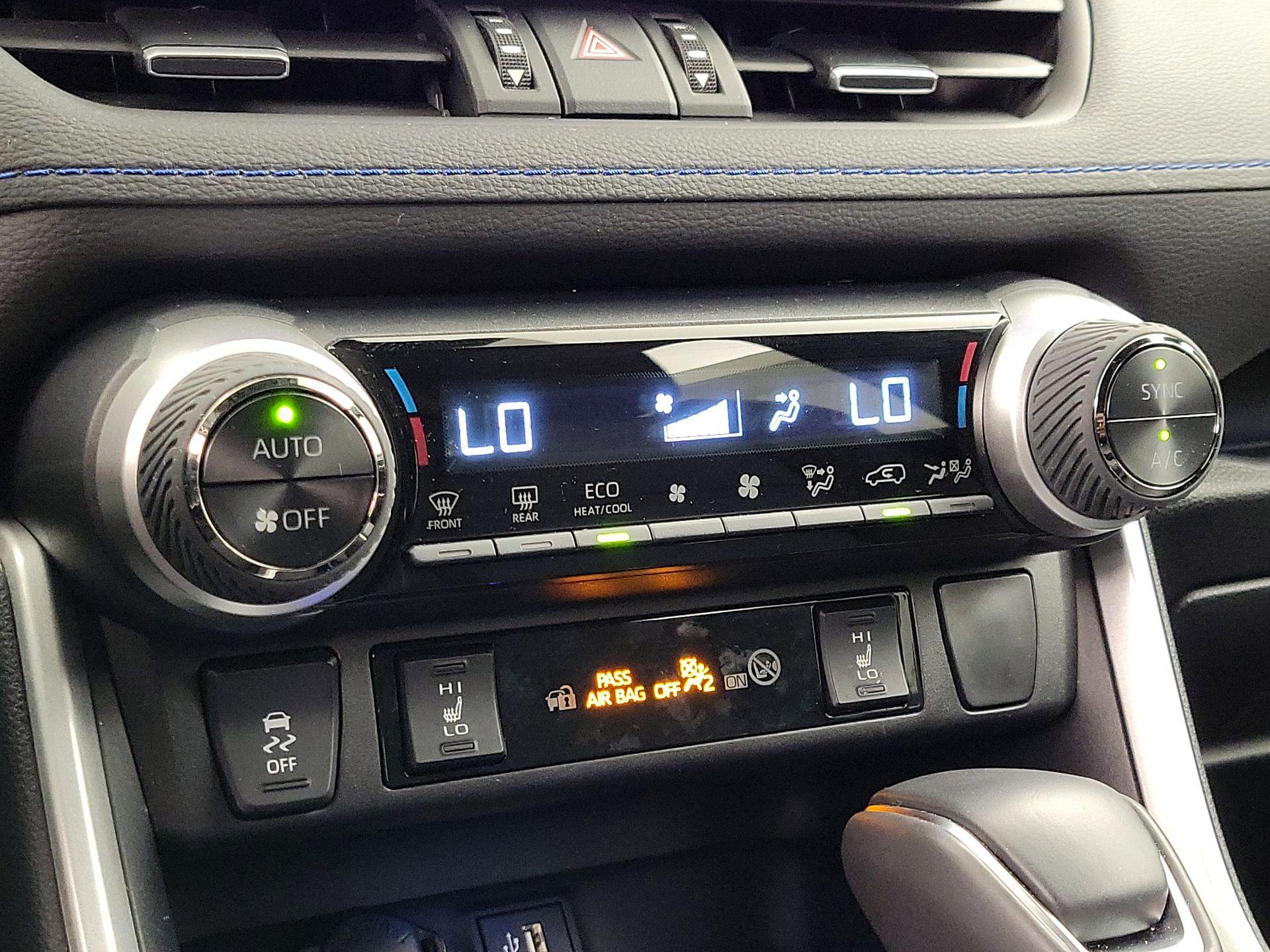 Thumbnail: 2025 Toyota RAV4 - 16